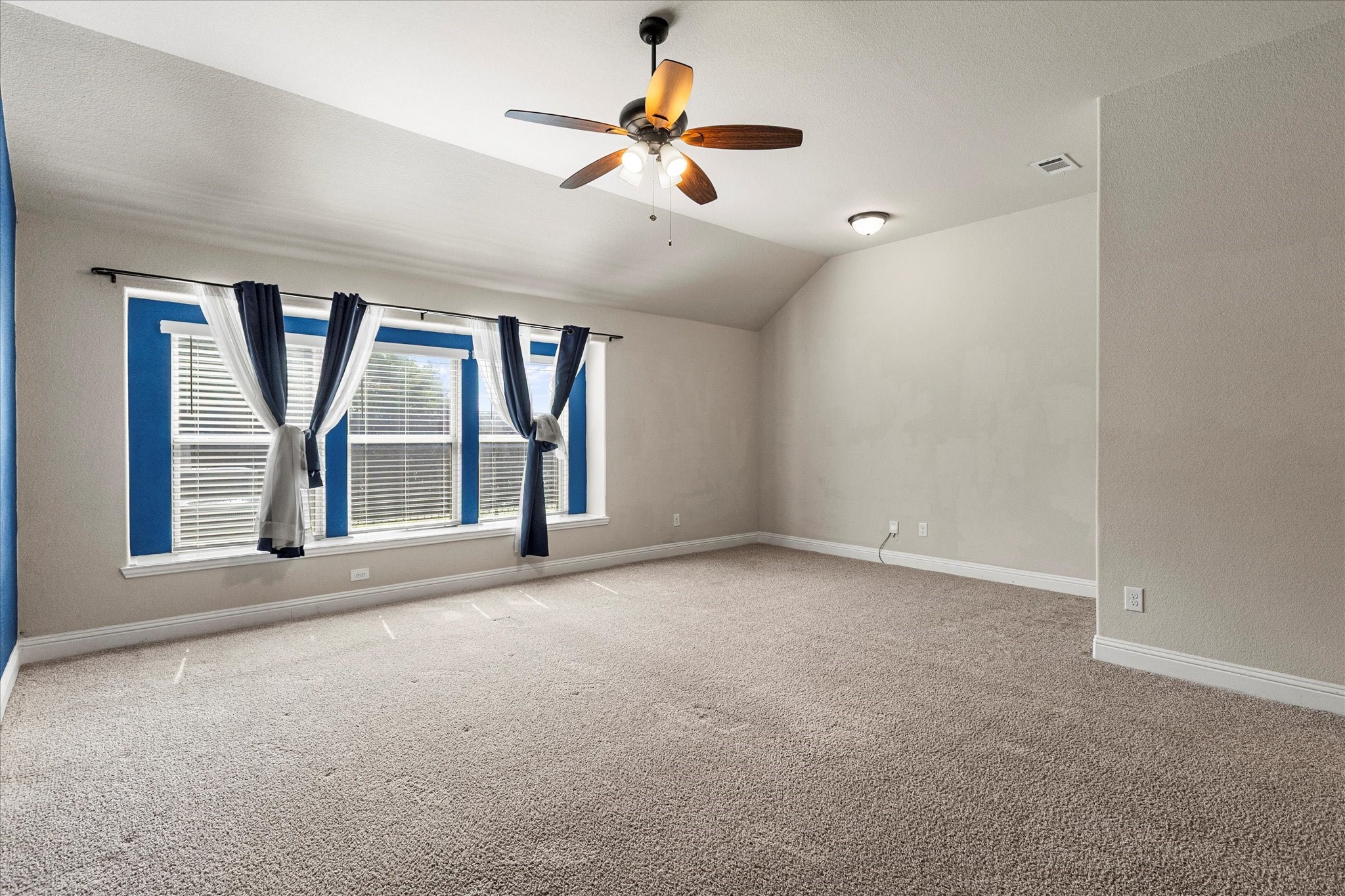 205 Roscoe Drive