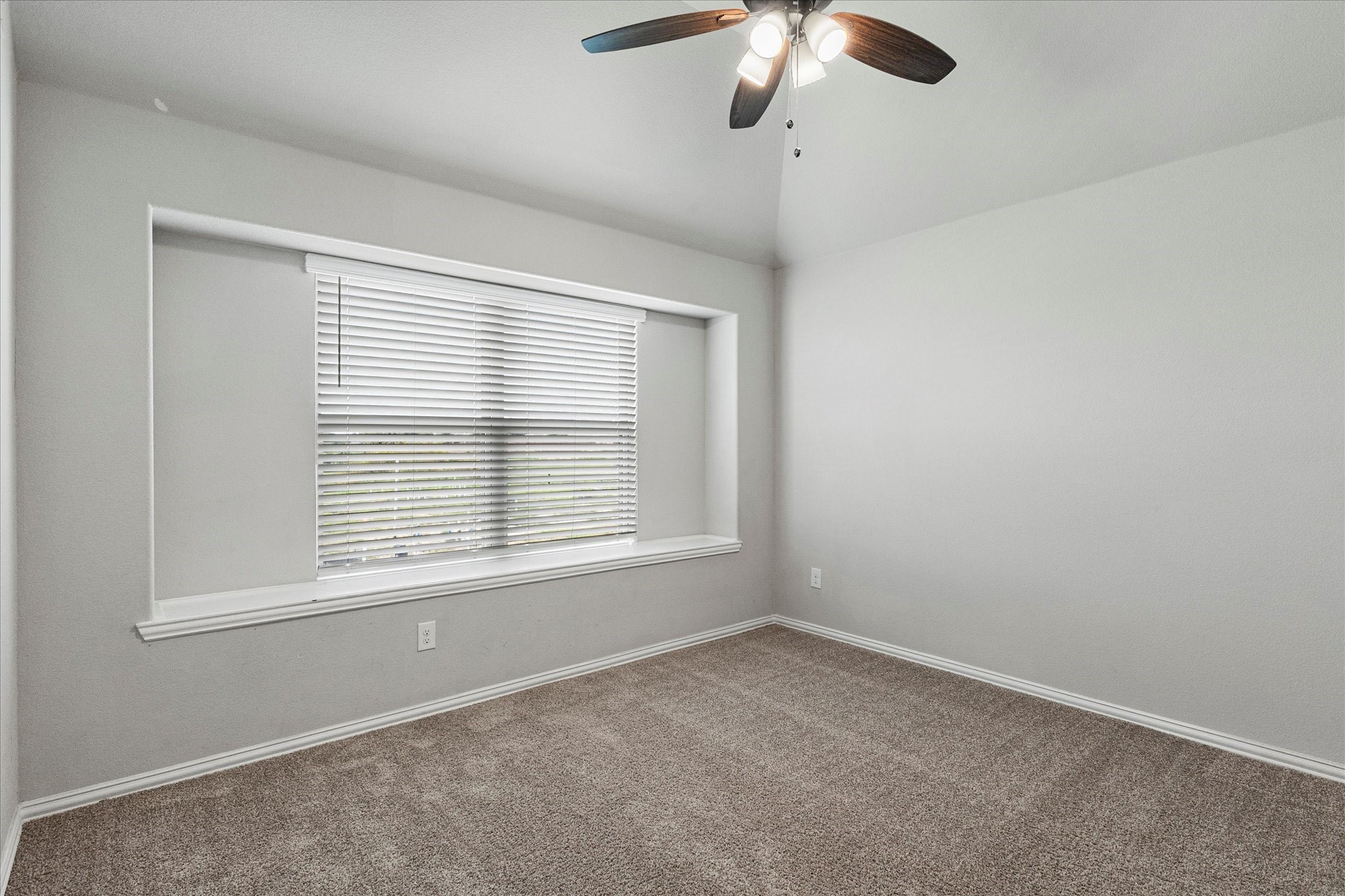 205 Roscoe Drive