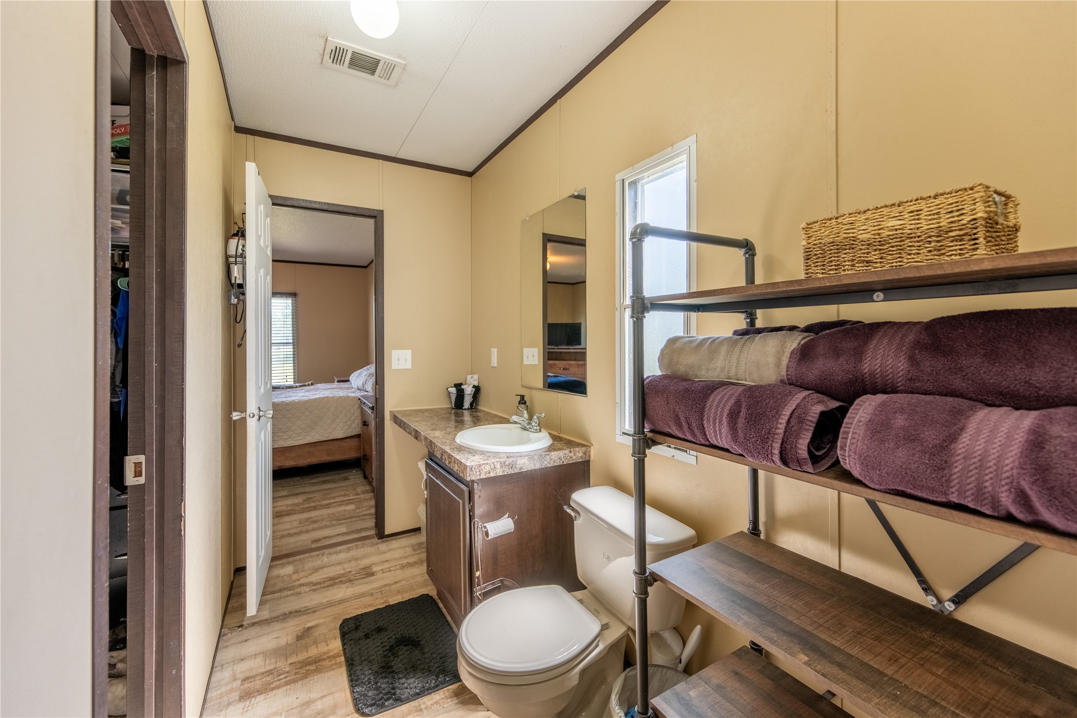 2737 Merrington