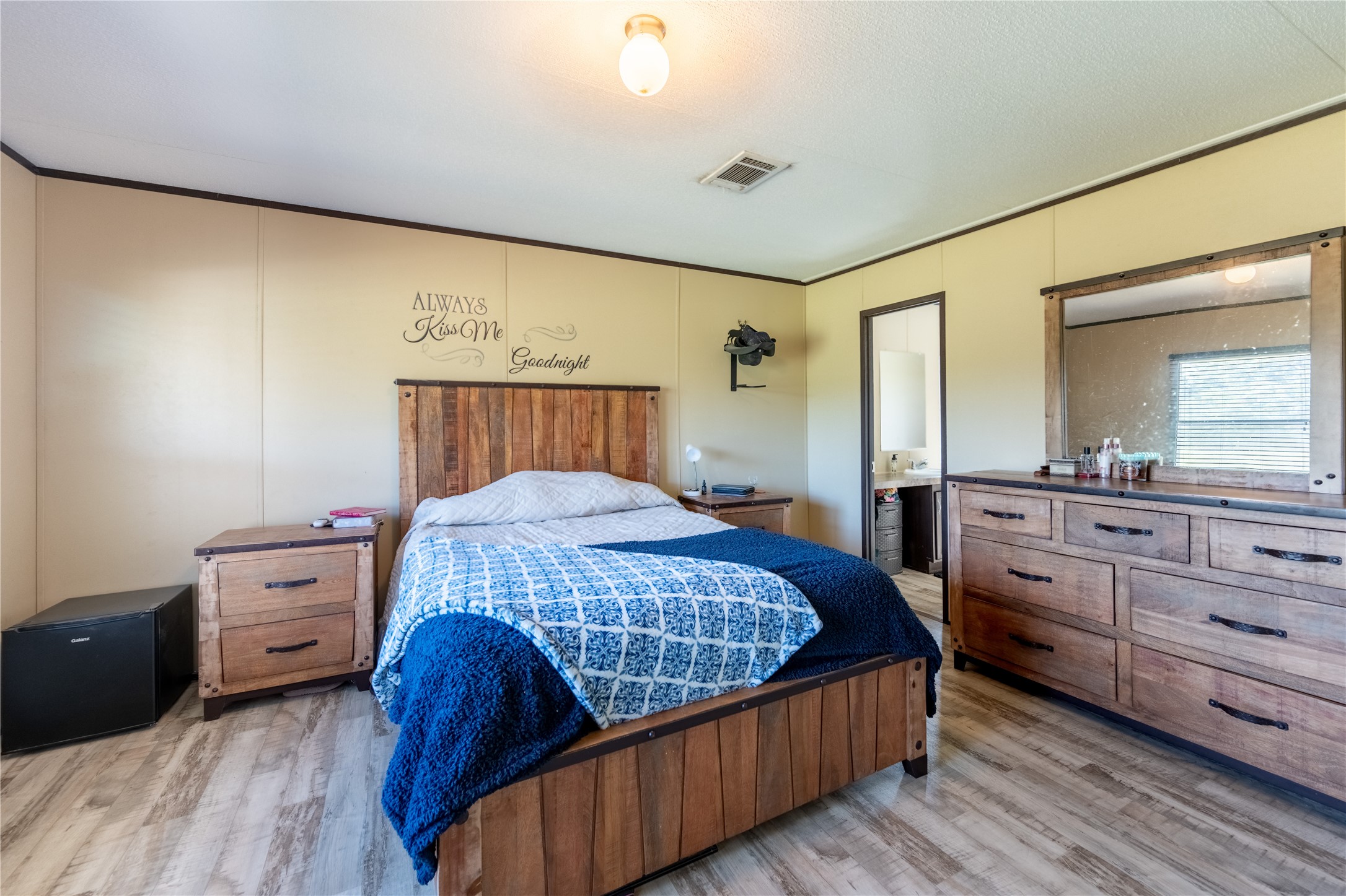 2737 Merrington