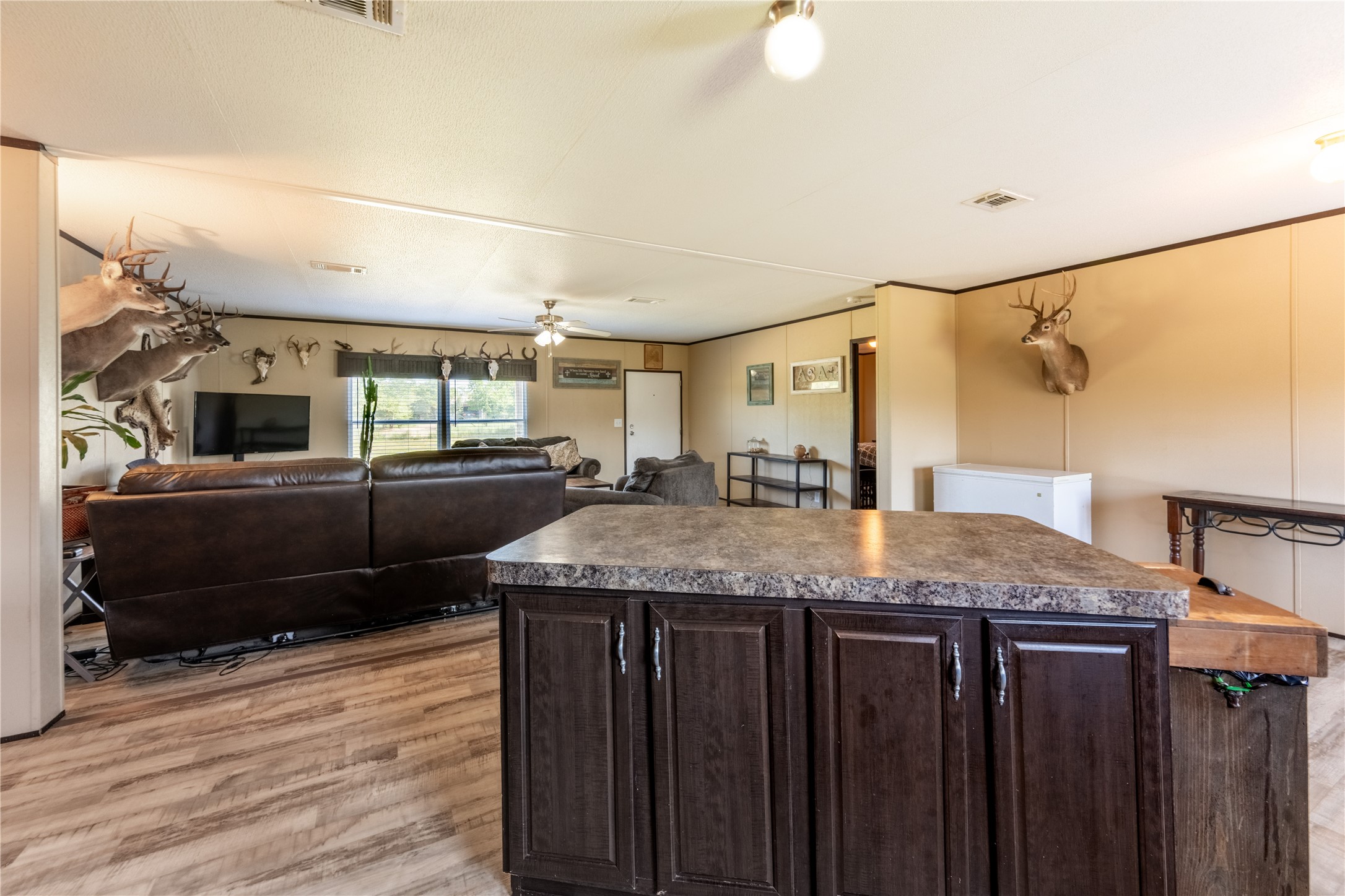 2737 Merrington