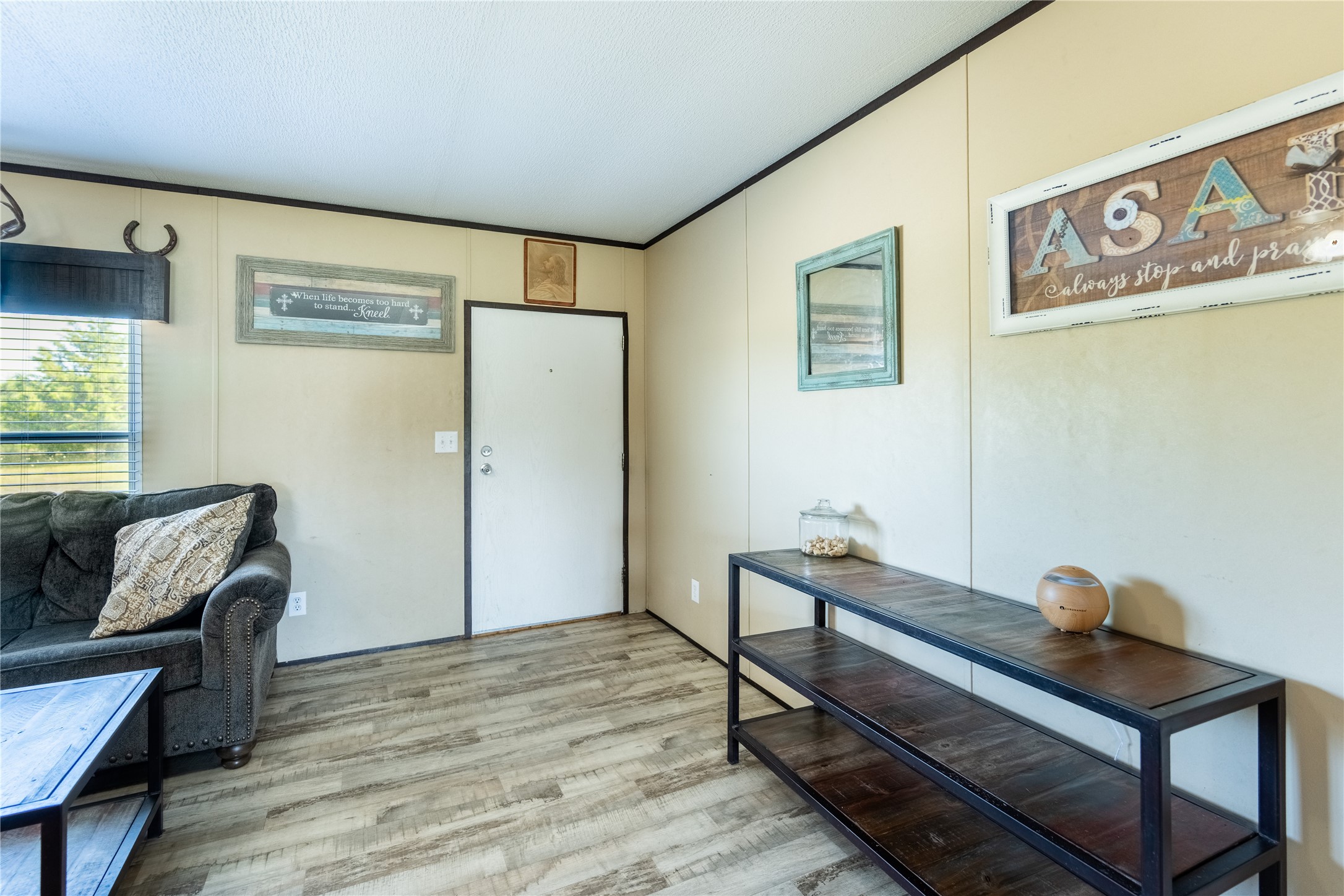 2737 Merrington