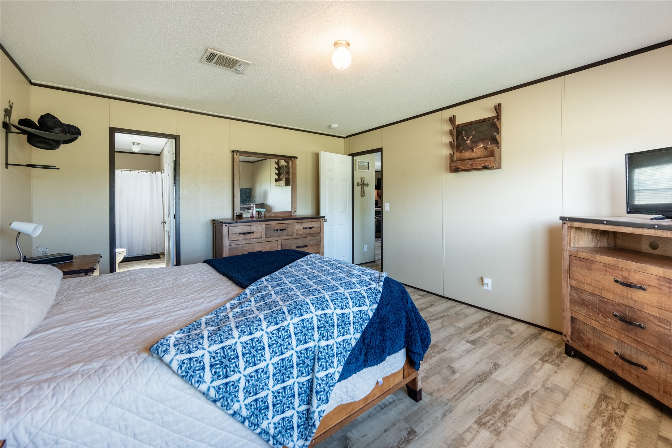 2737 Merrington