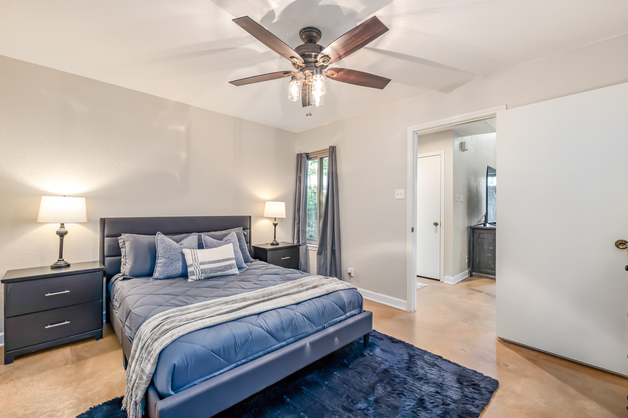 18040 Midway Road 160