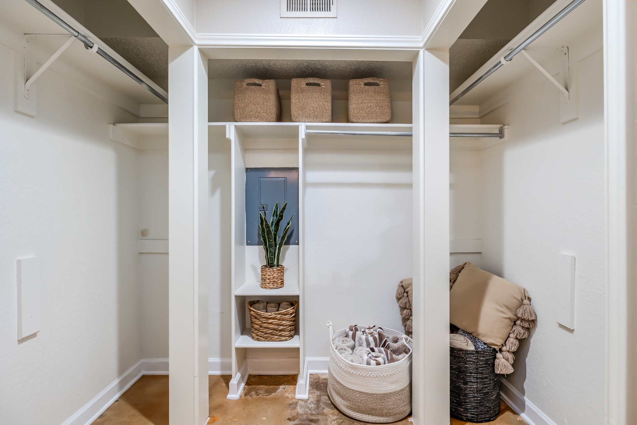 18040 Midway Road 160