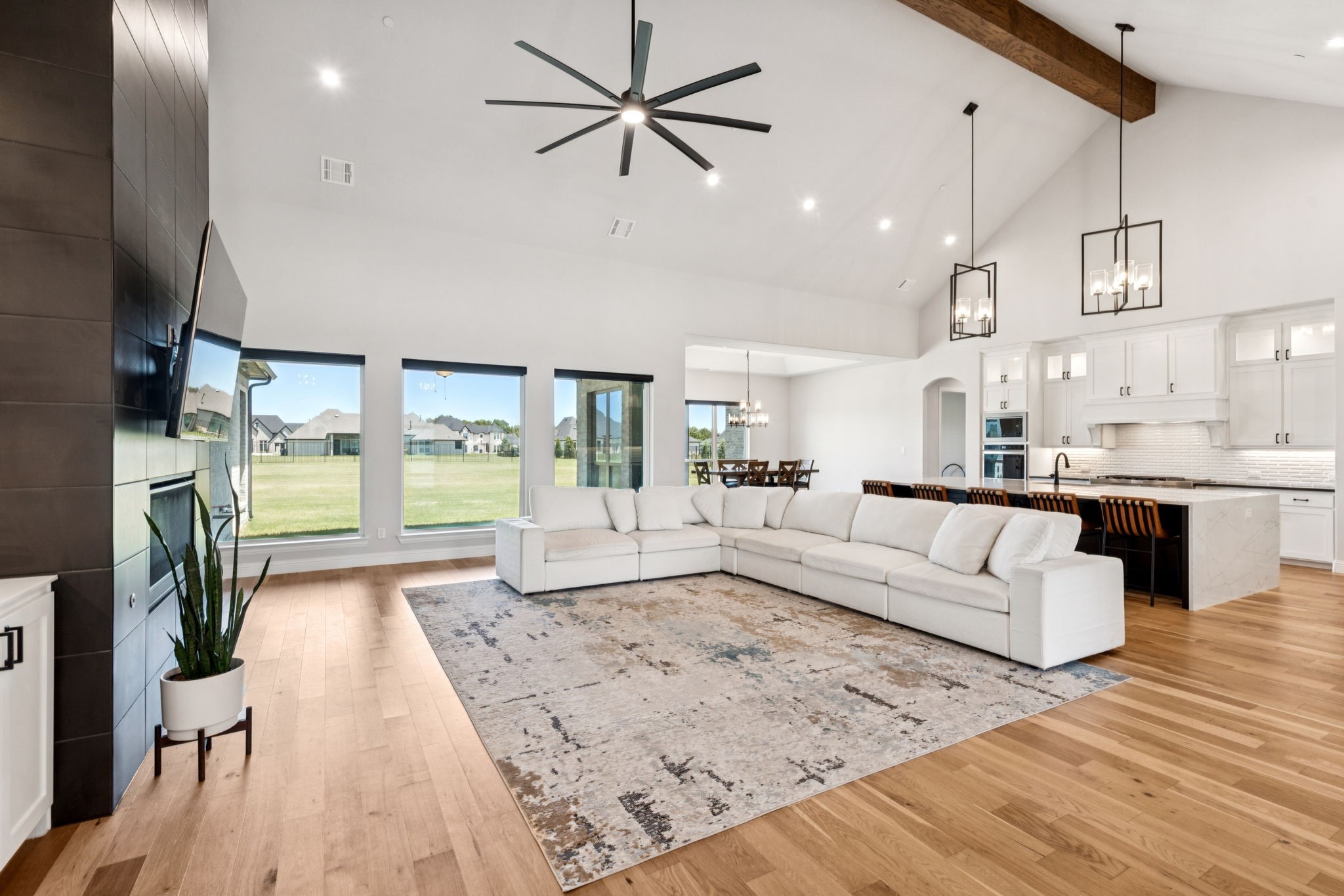 1360 Driftwood Lane