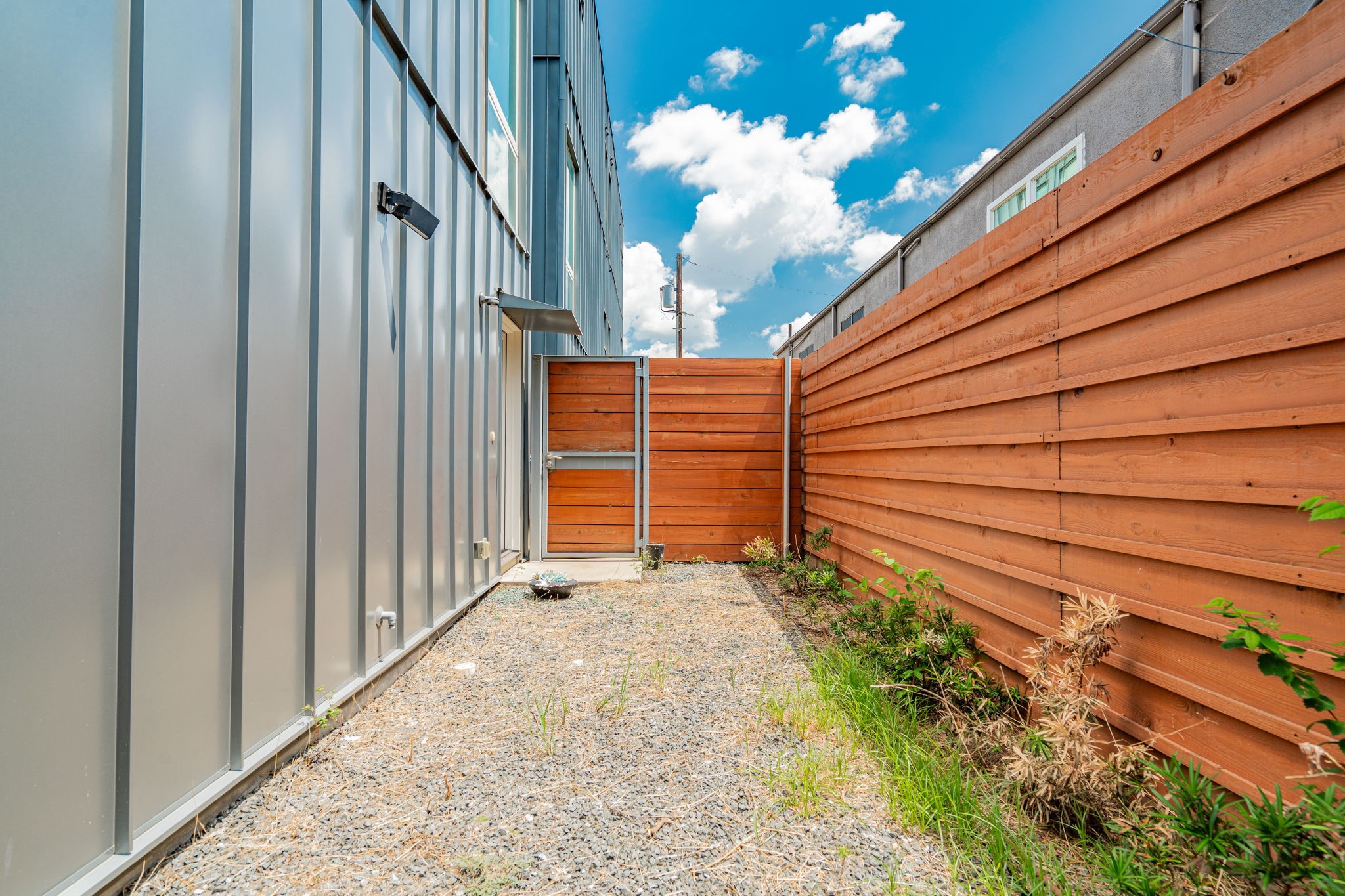 2706 Throckmorton Street B