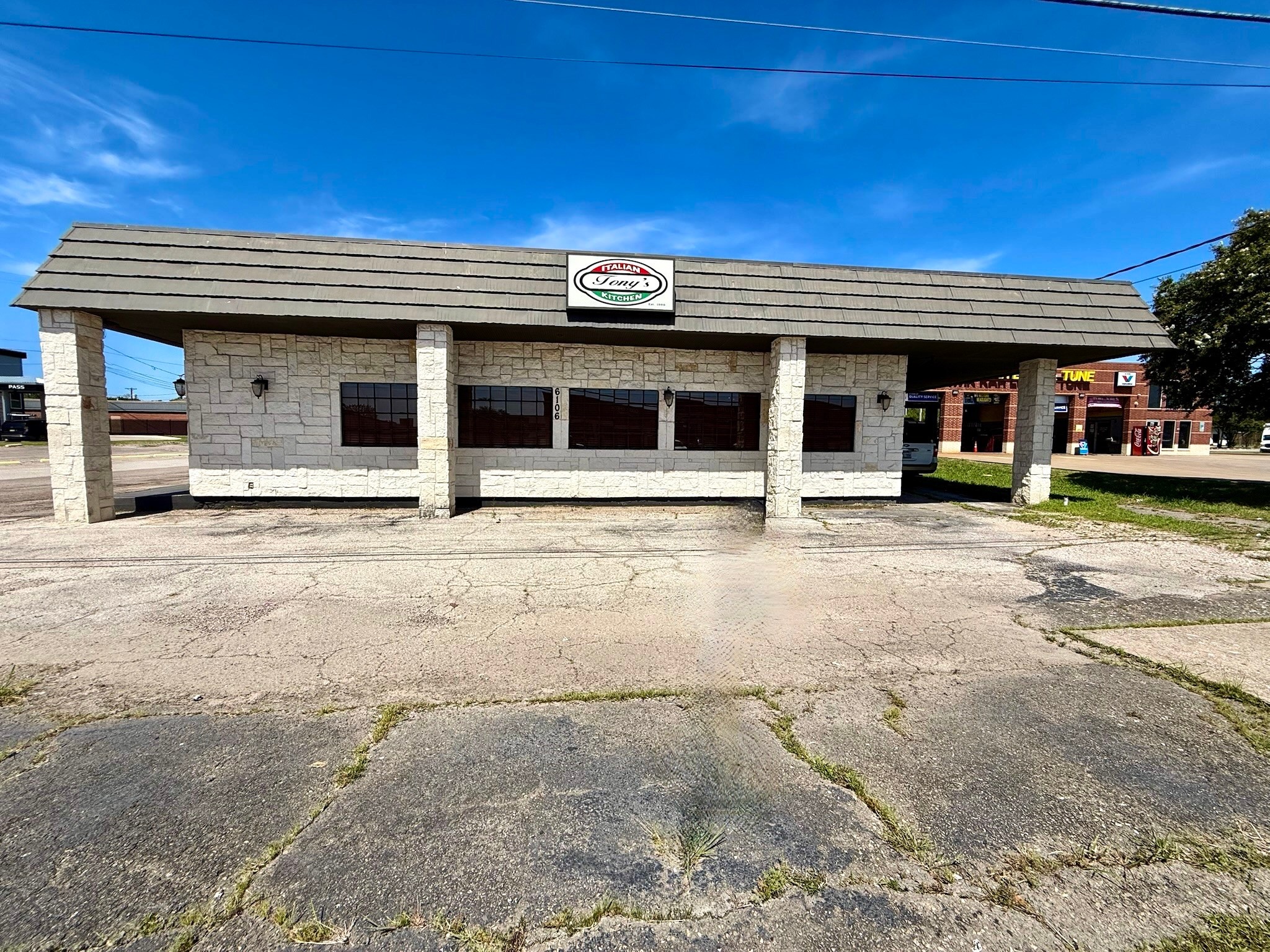 6106 Wesley Street