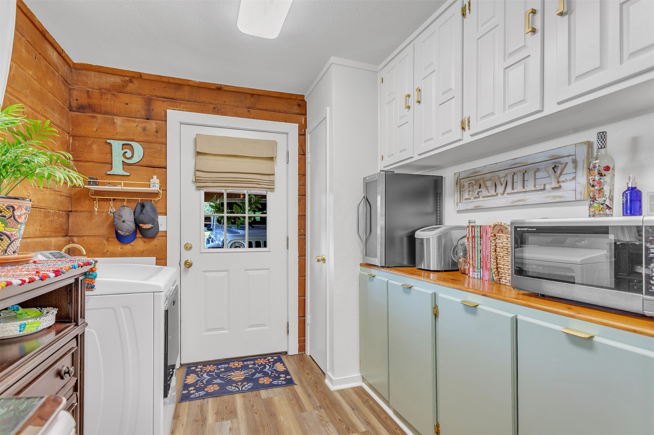 506 County Road 308 E