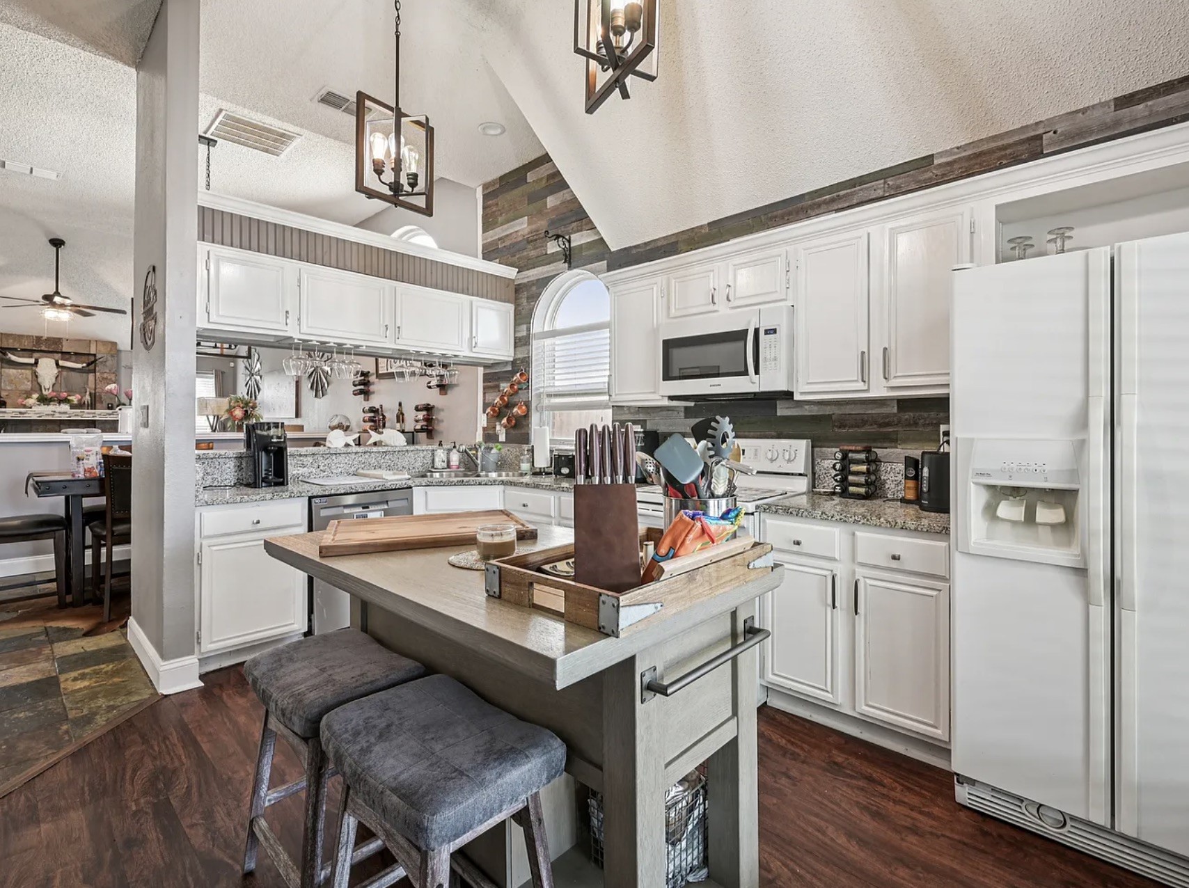 10101 Leatherwood Drive