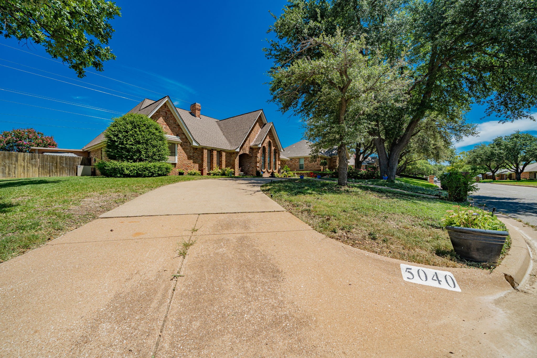 5040 Lake View Circle