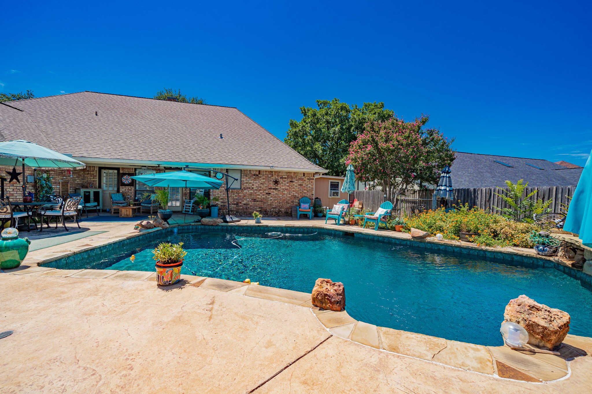 5040 Lake View Circle