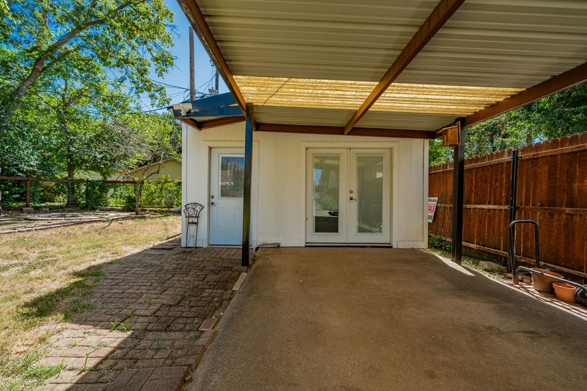 2413 Ryan Avenue