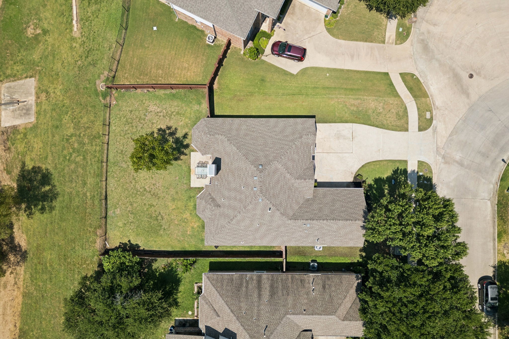 4405 Fairlake Drive