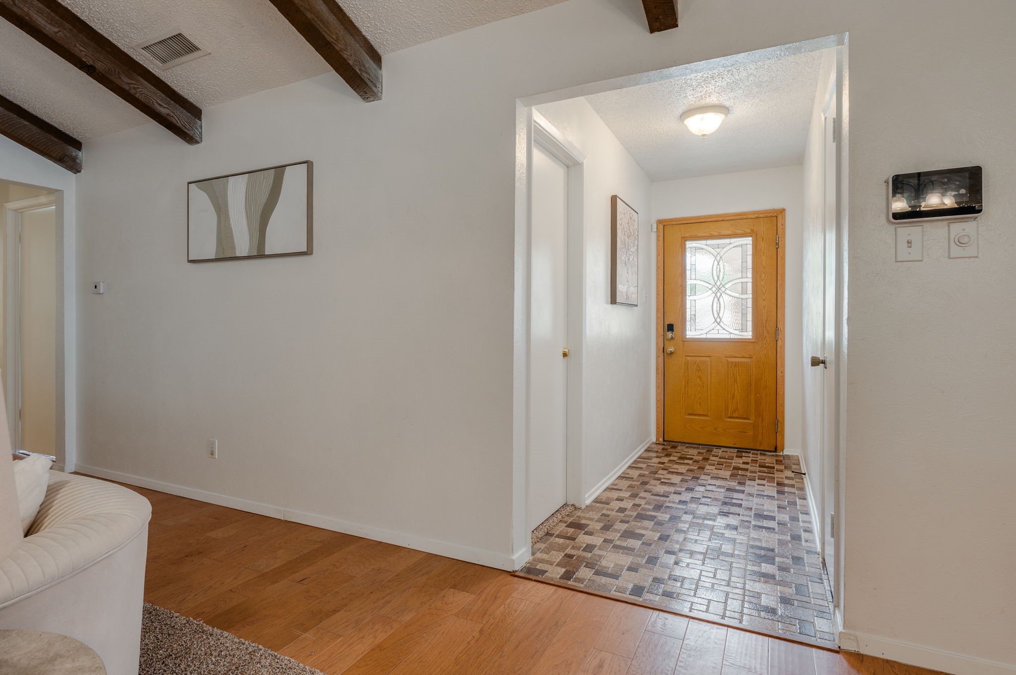 1513 Warren Lane