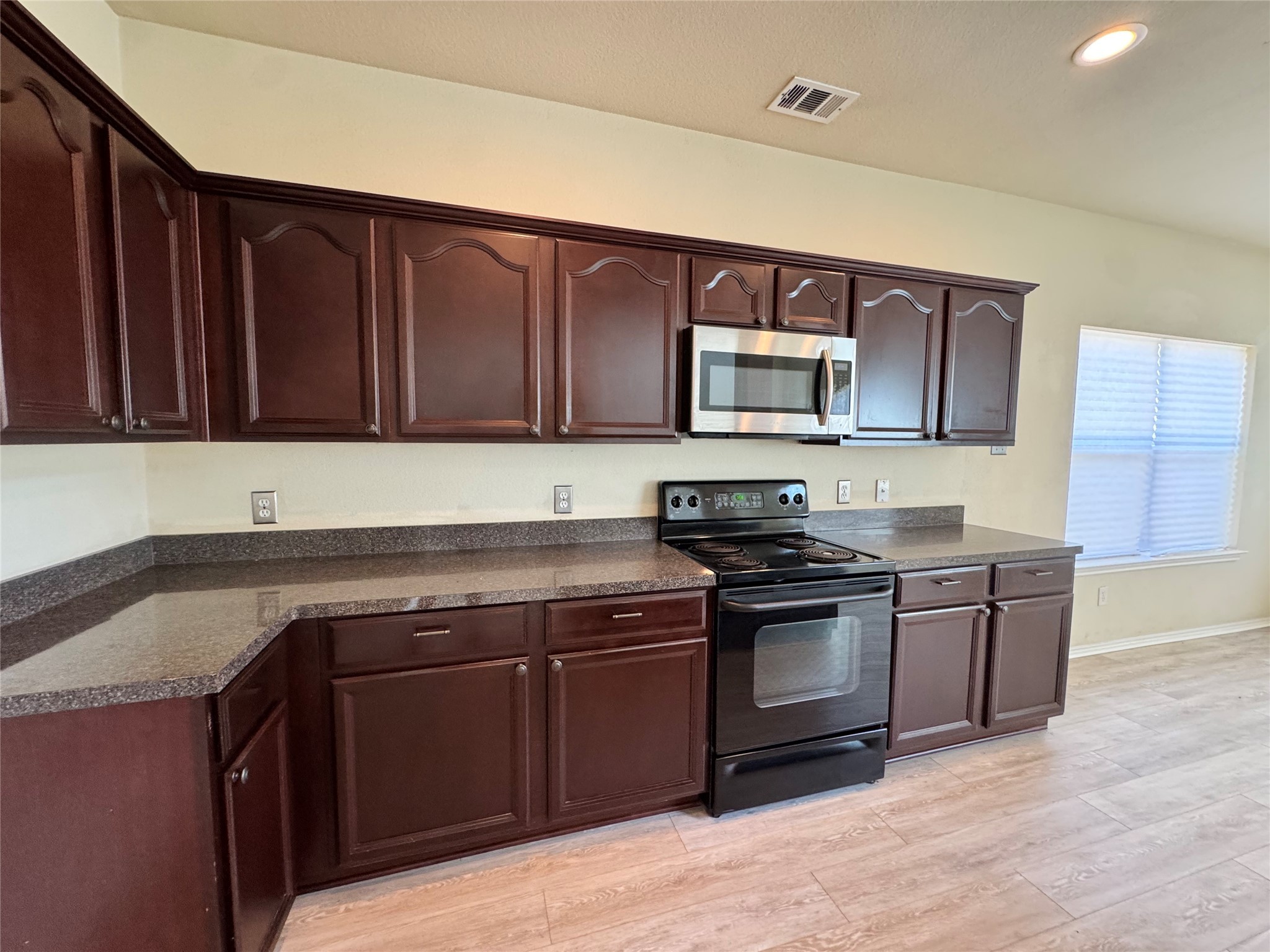 2628 Pioneer Bluffs Road