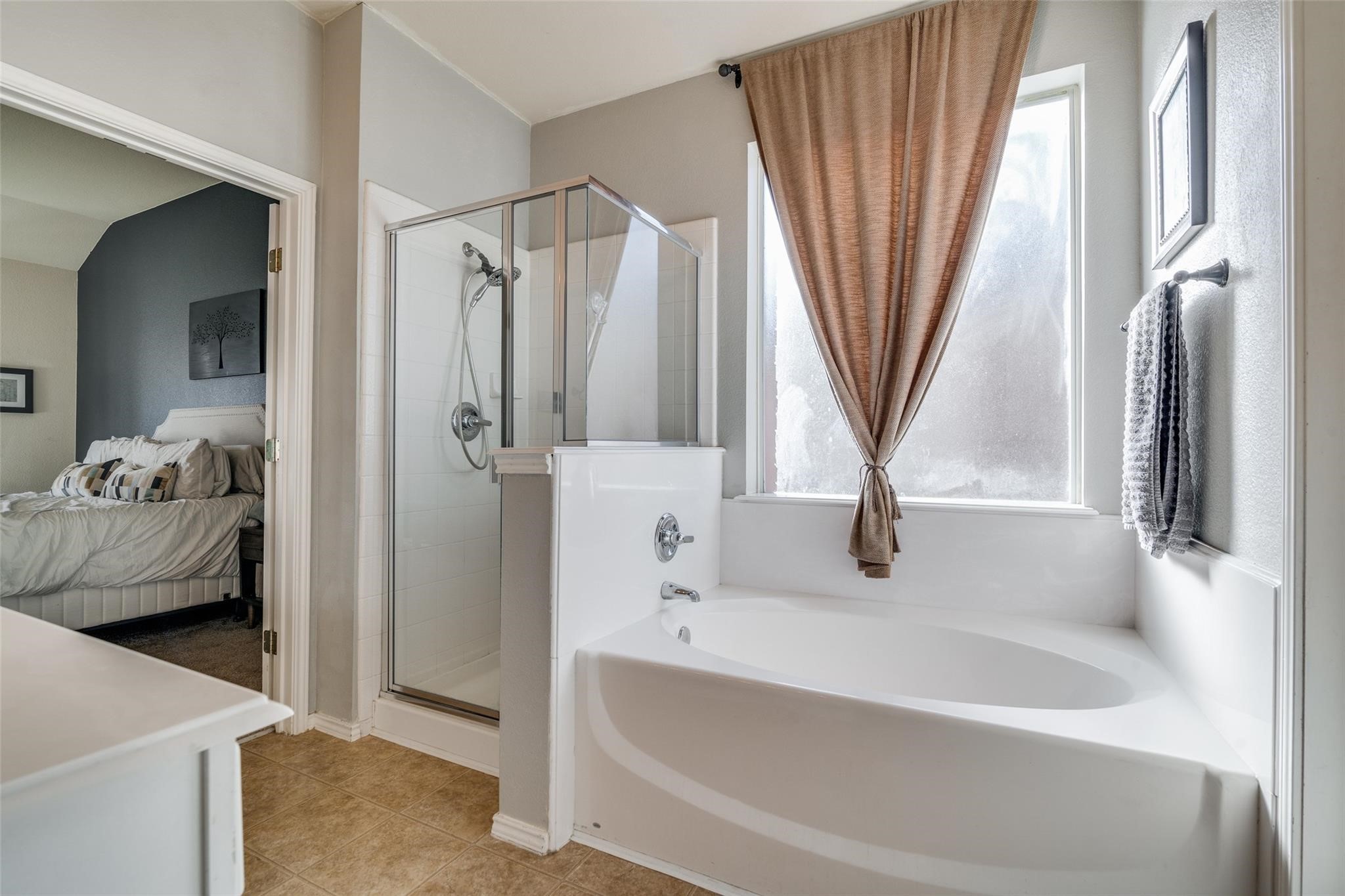 2628 Pioneer Bluffs Road