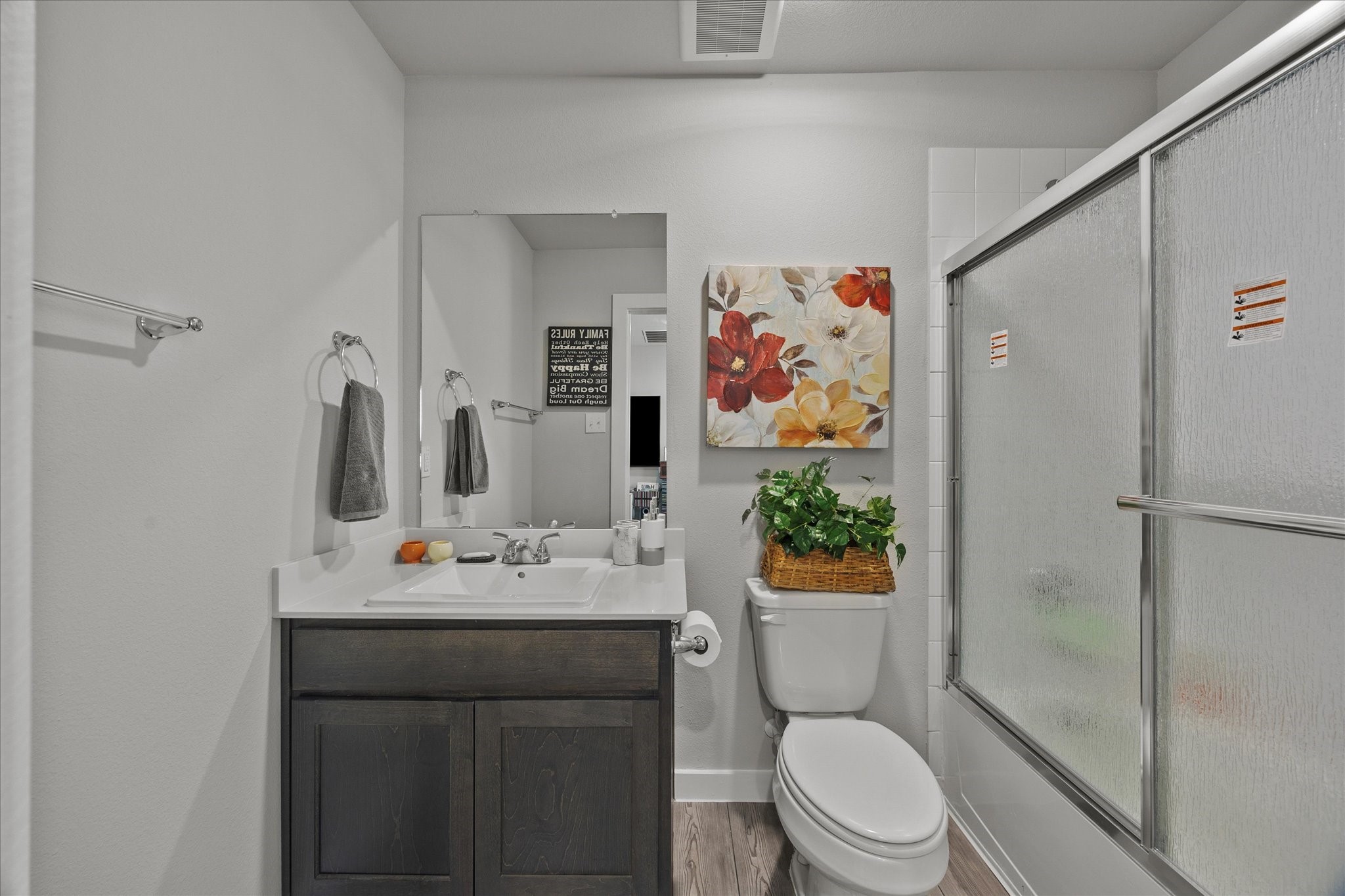 3233 Mccallister Way