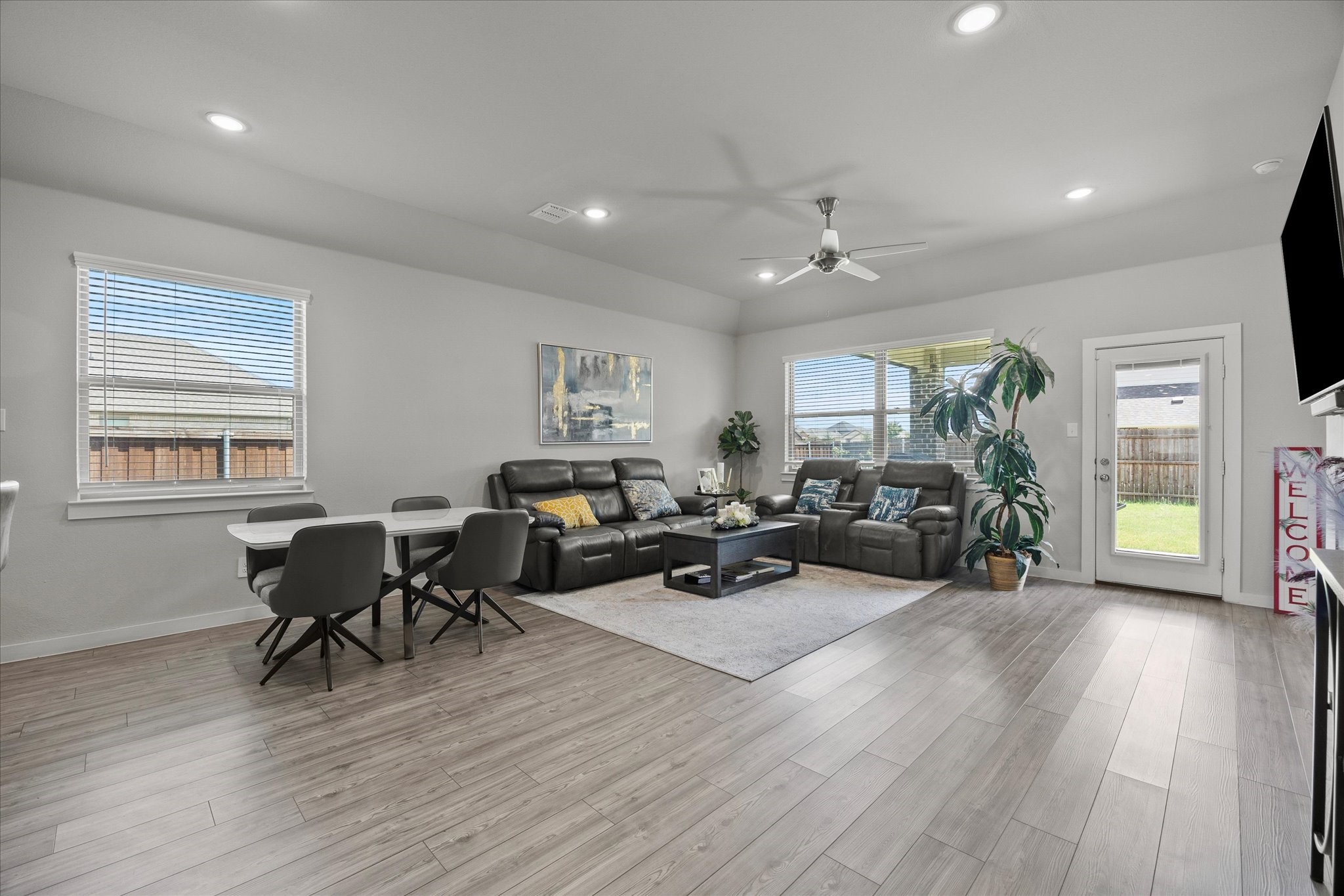 3233 Mccallister Way