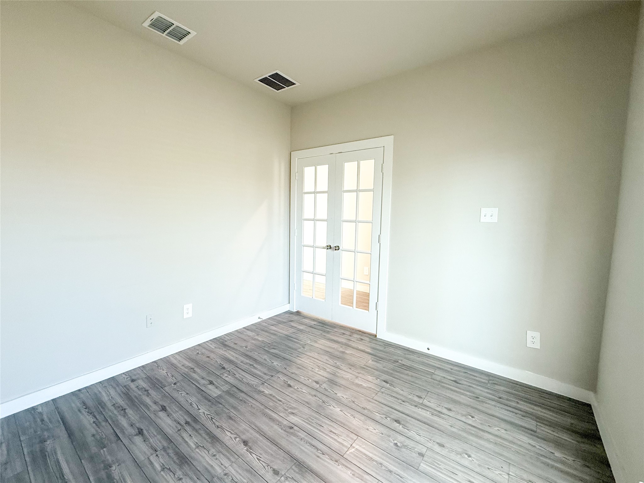 3233 Mccallister Way