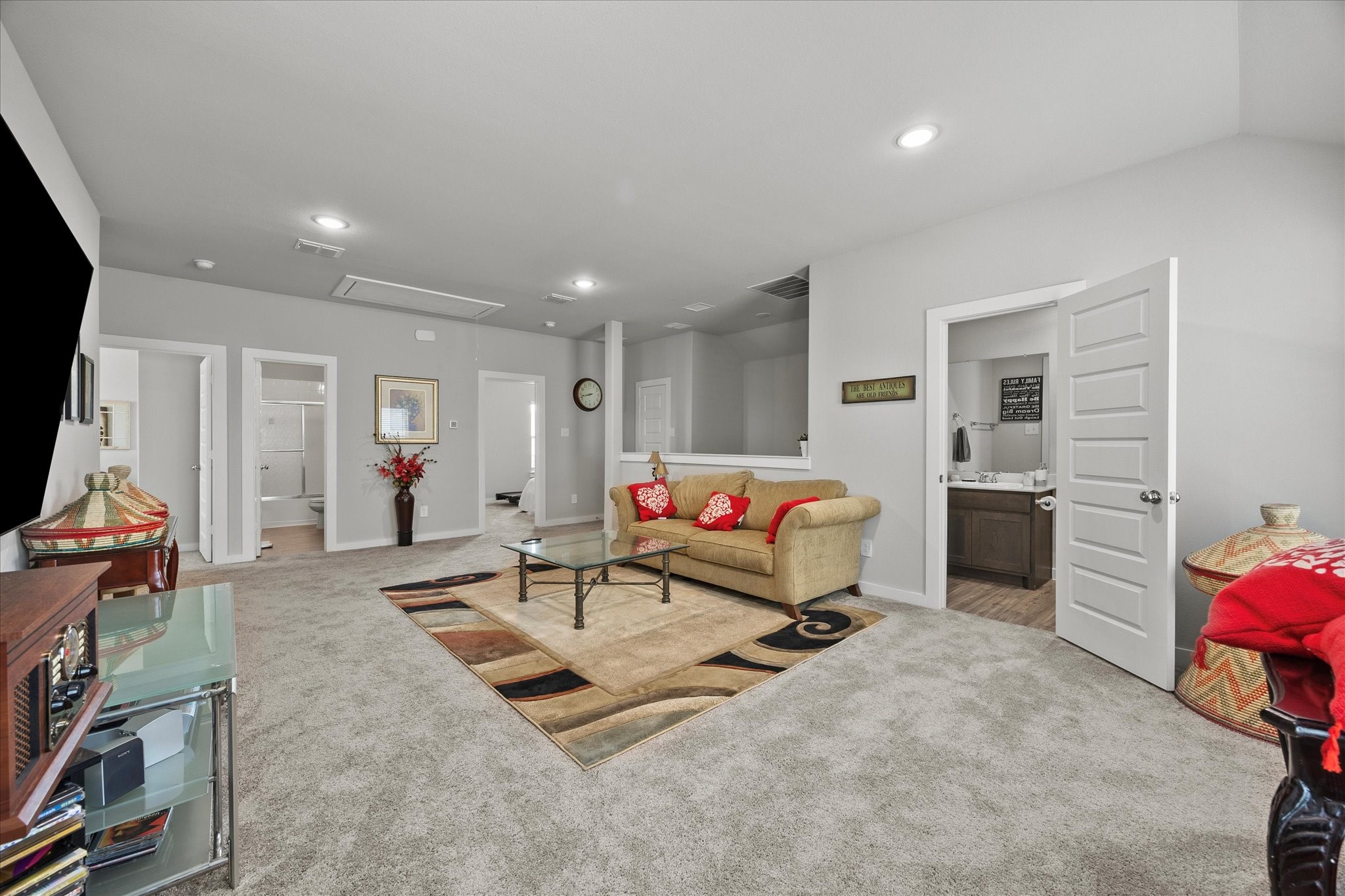 3233 Mccallister Way
