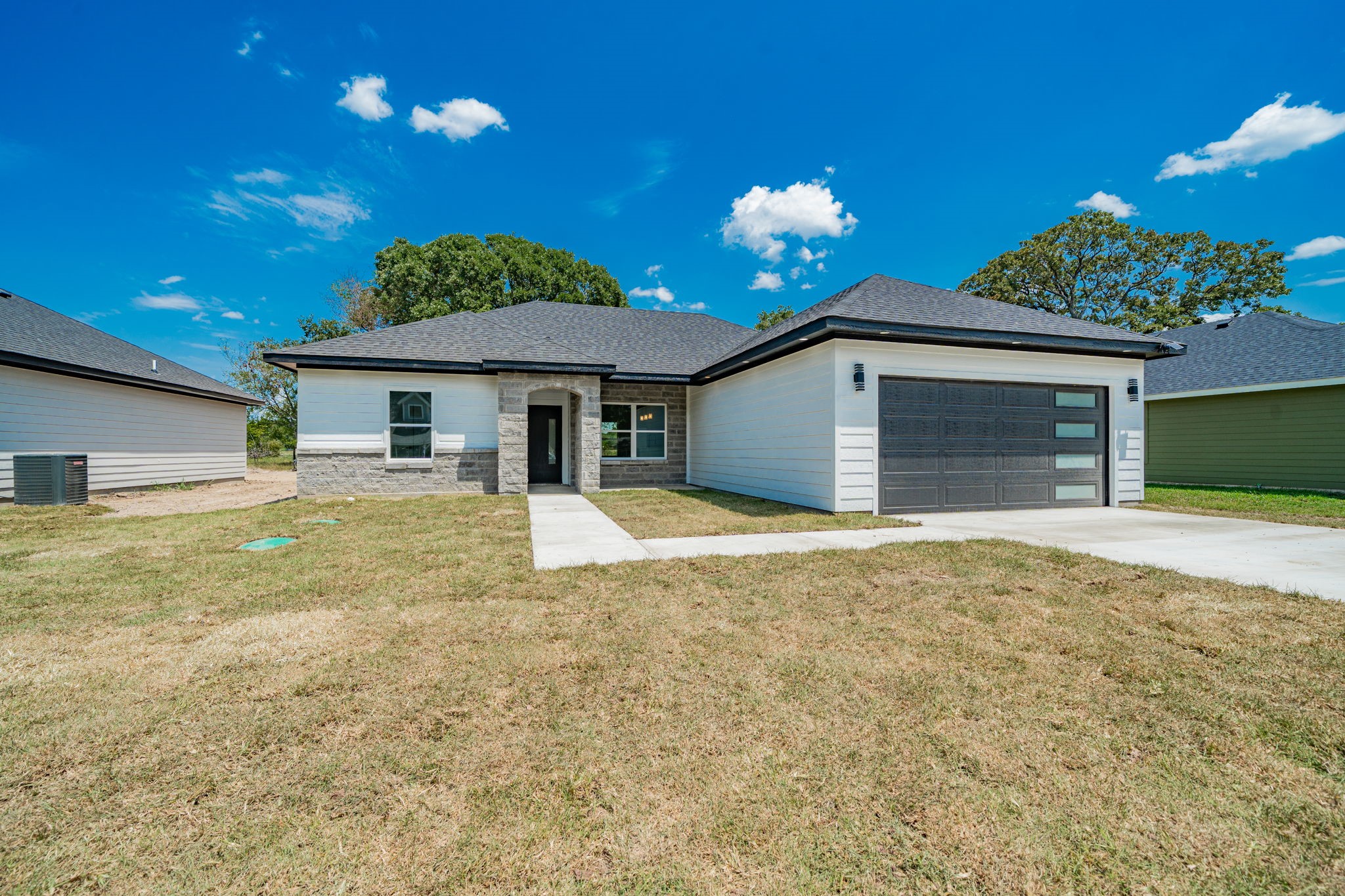 221 Harris Boulevard