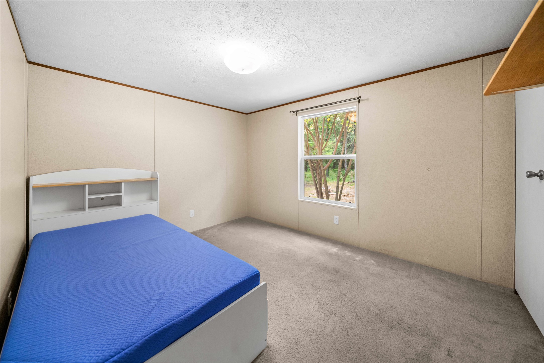 900 County Road 2405