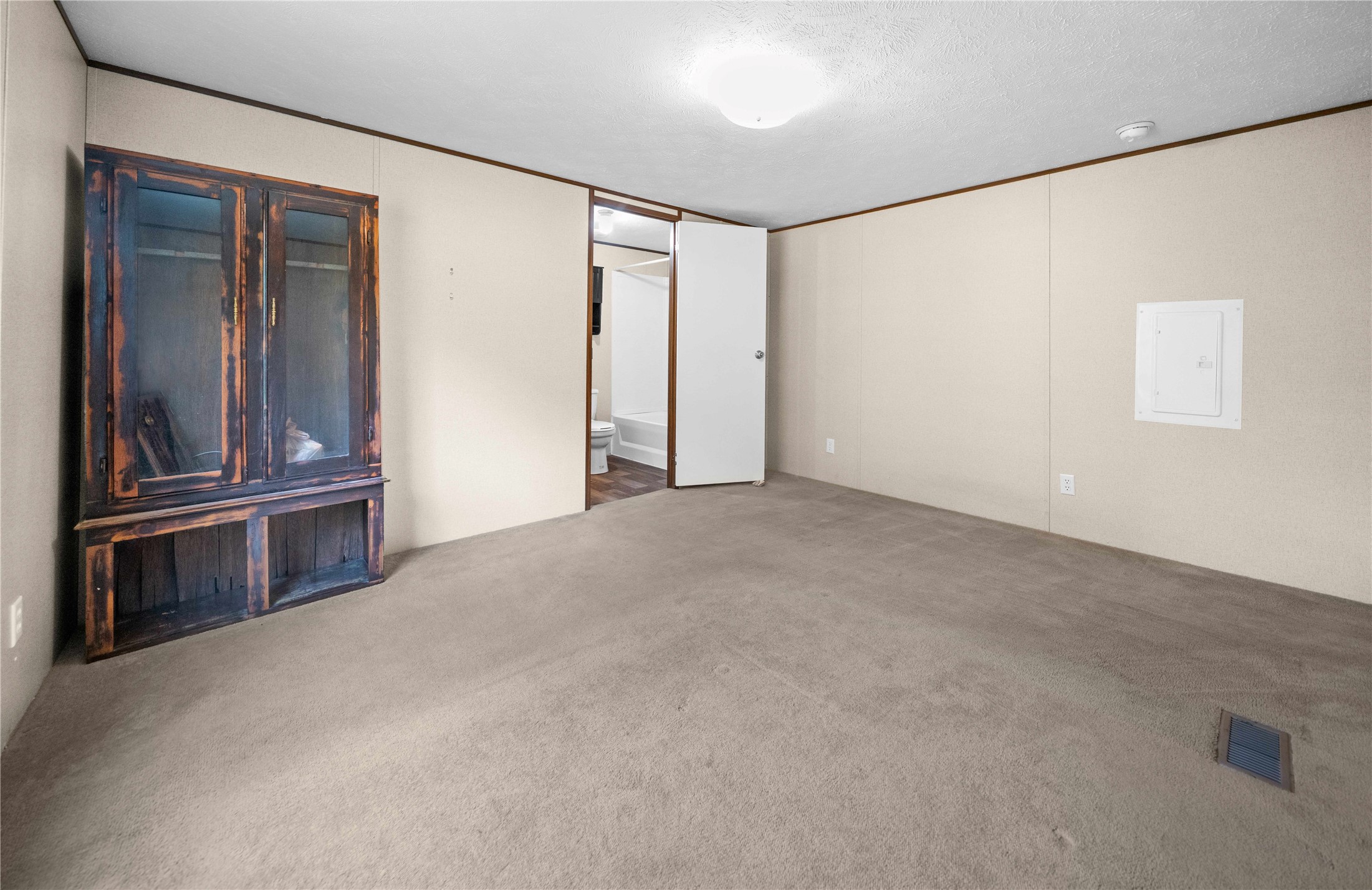 900 County Road 2405