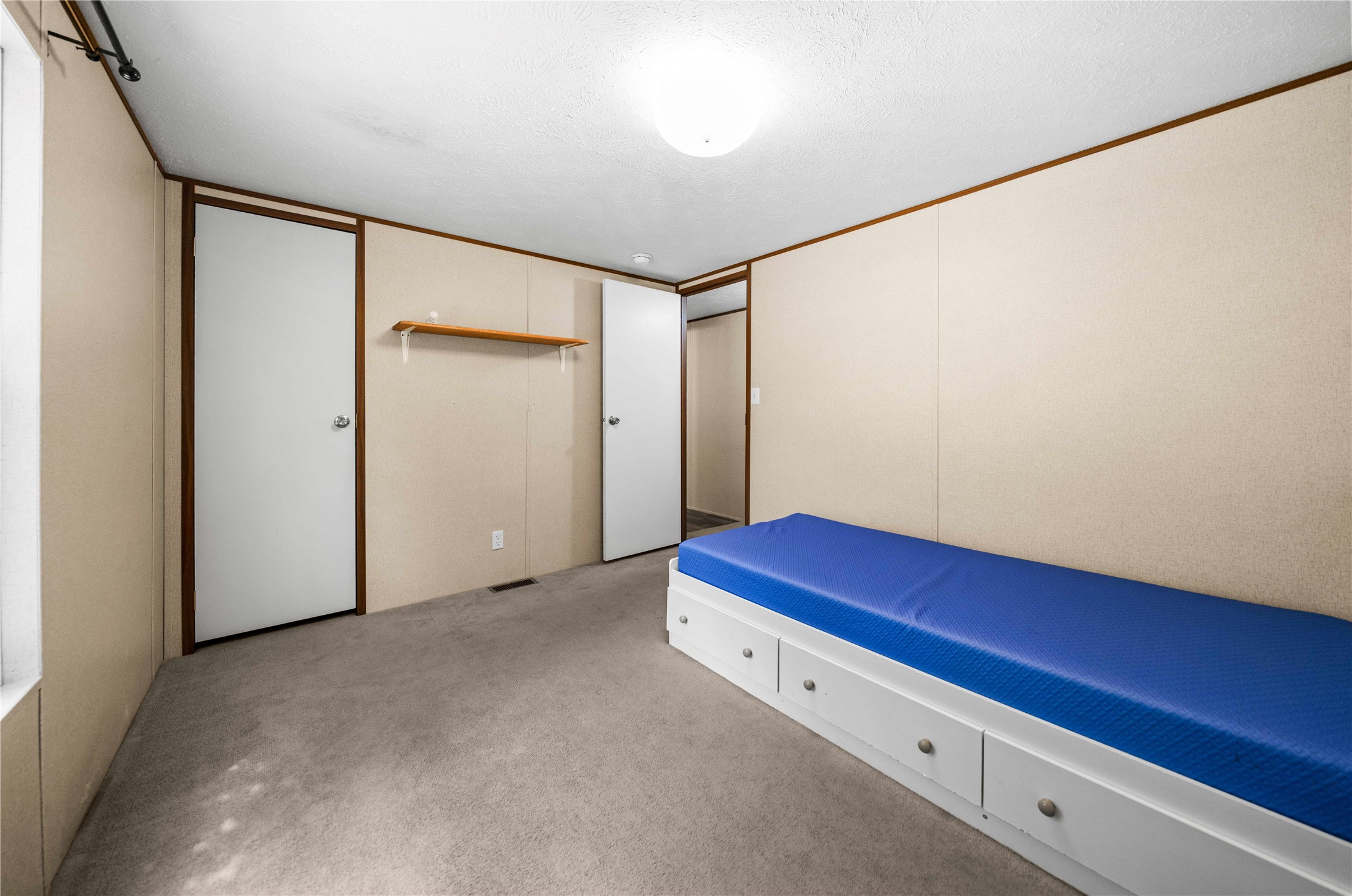 900 County Road 2405