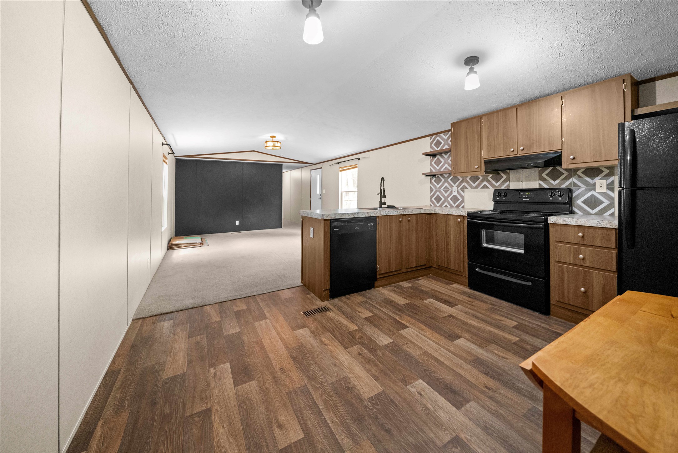 900 County Road 2405