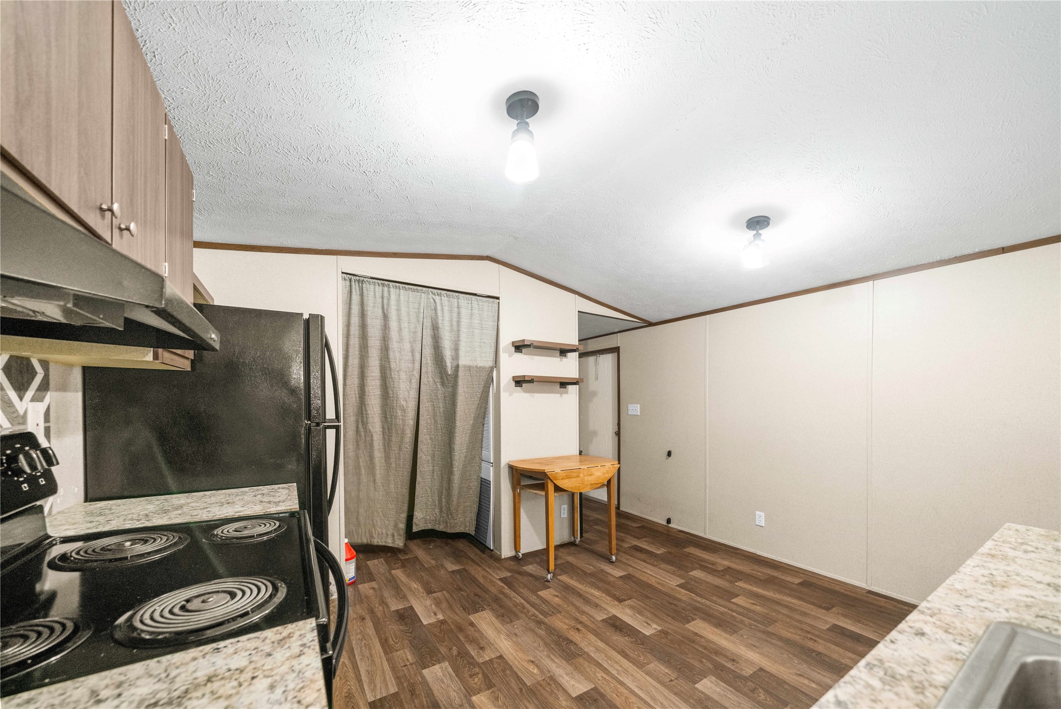 900 County Road 2405