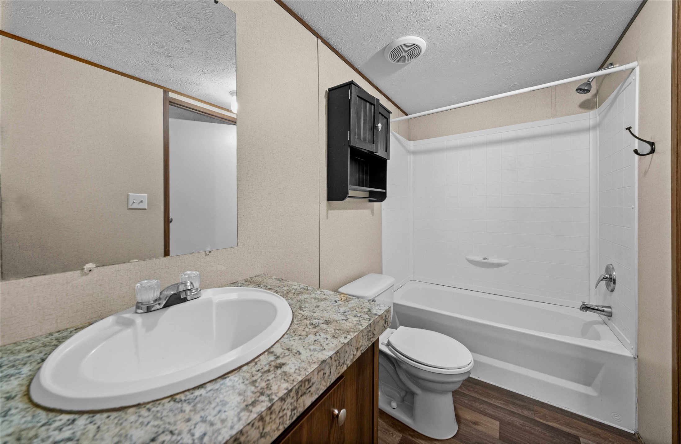 900 County Road 2405