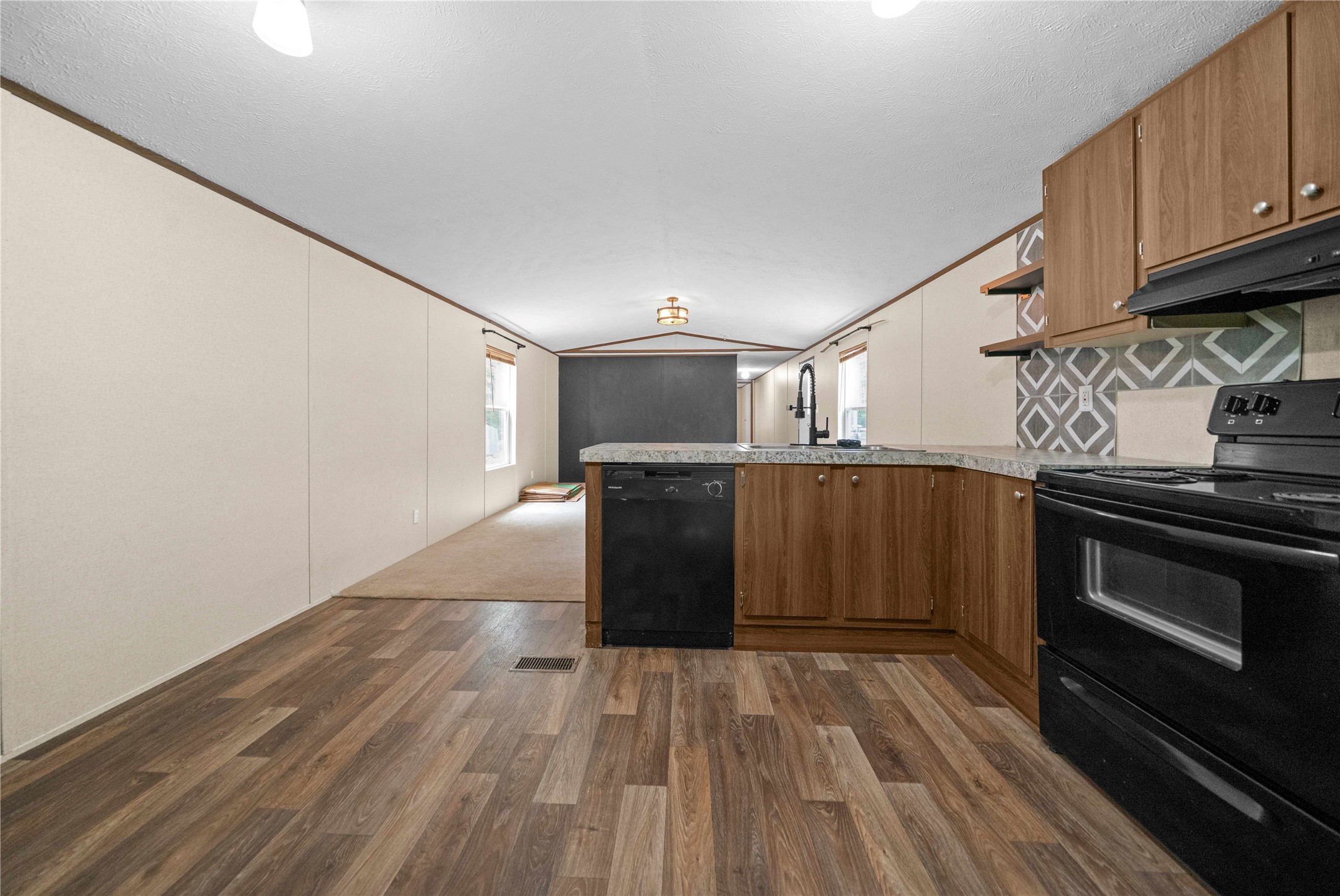 900 County Road 2405