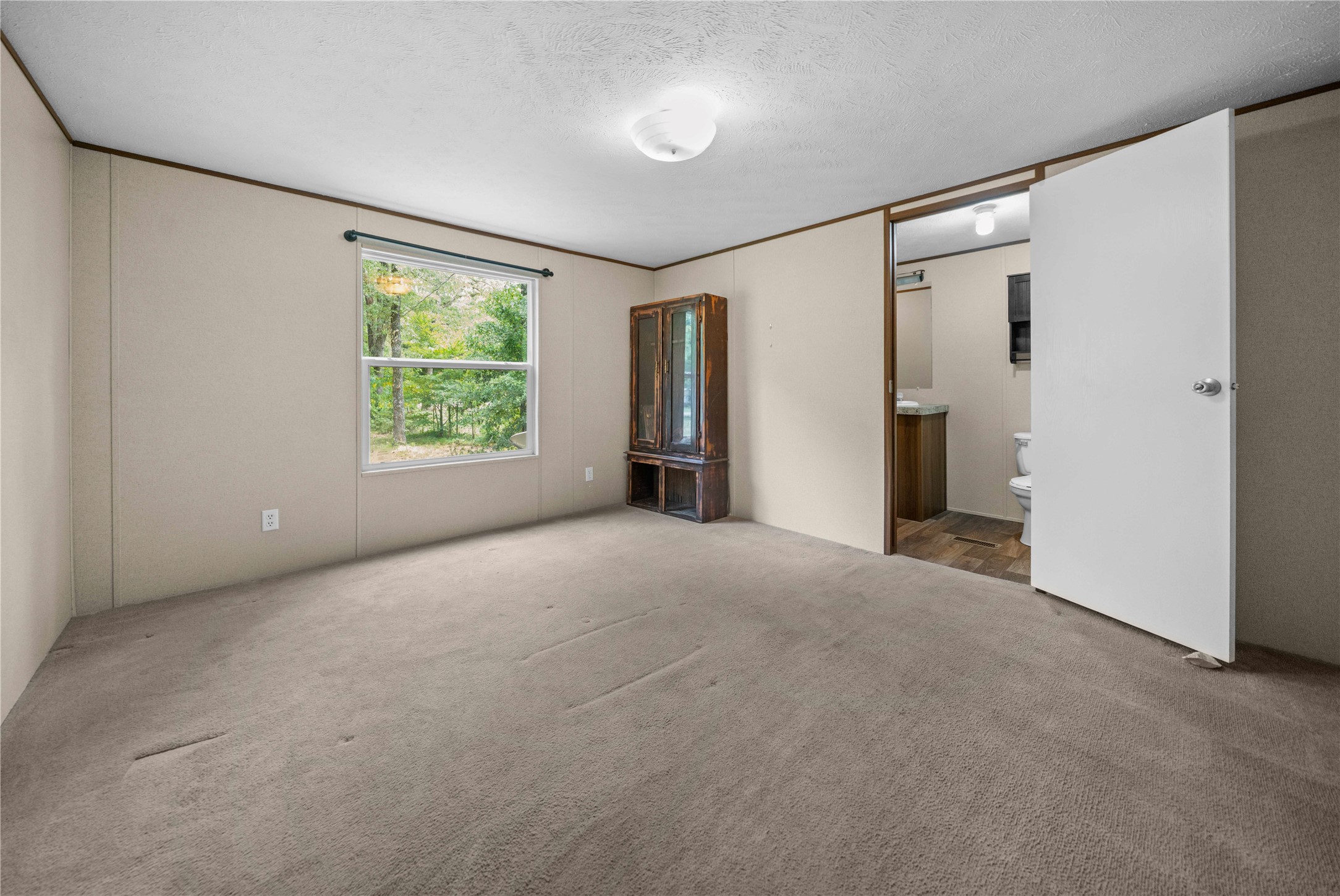900 County Road 2405