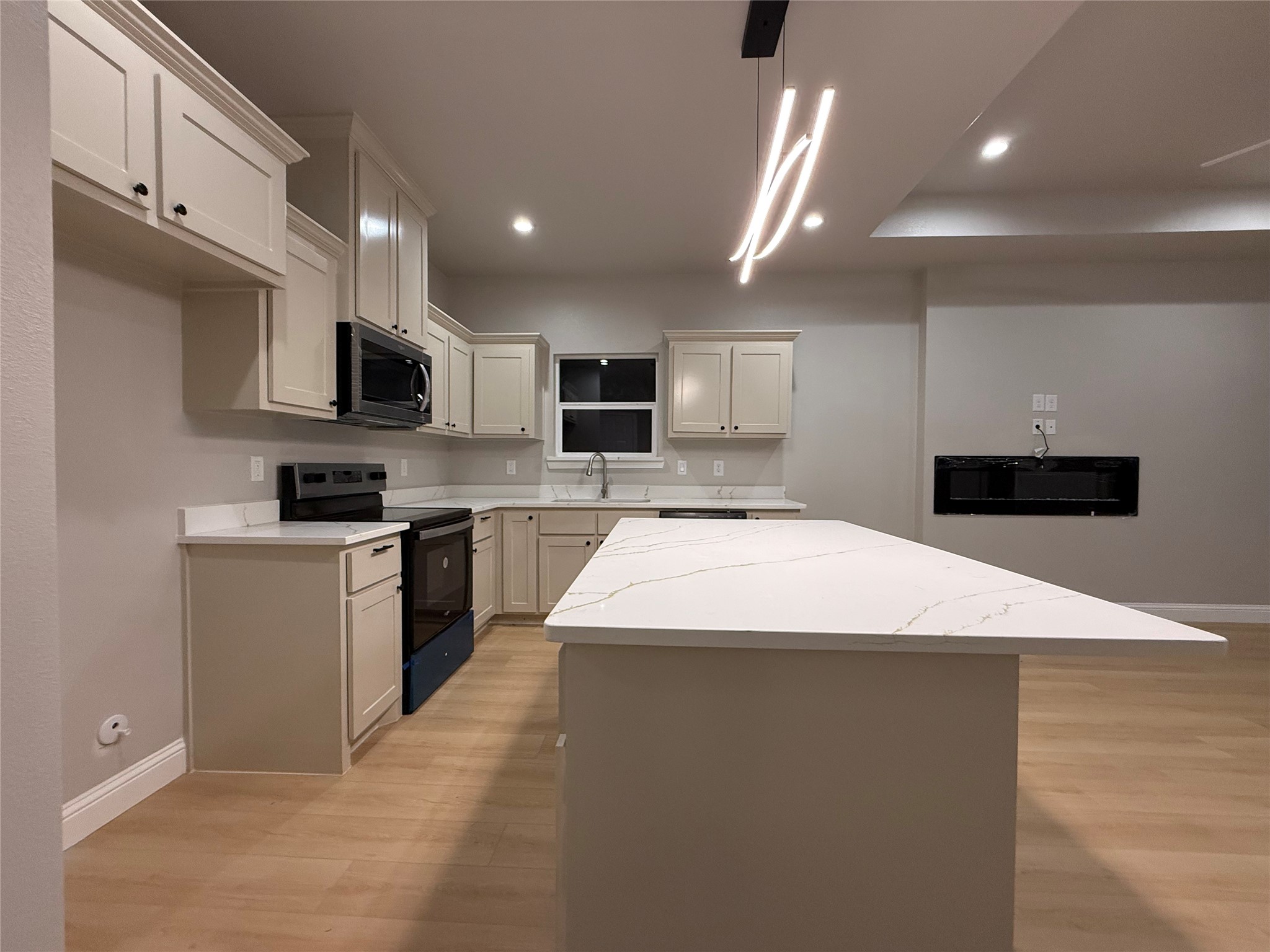 2306 POLK