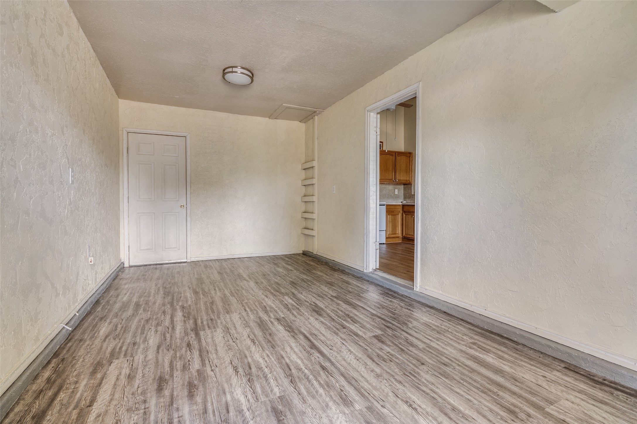 9514 Zelkova Circle