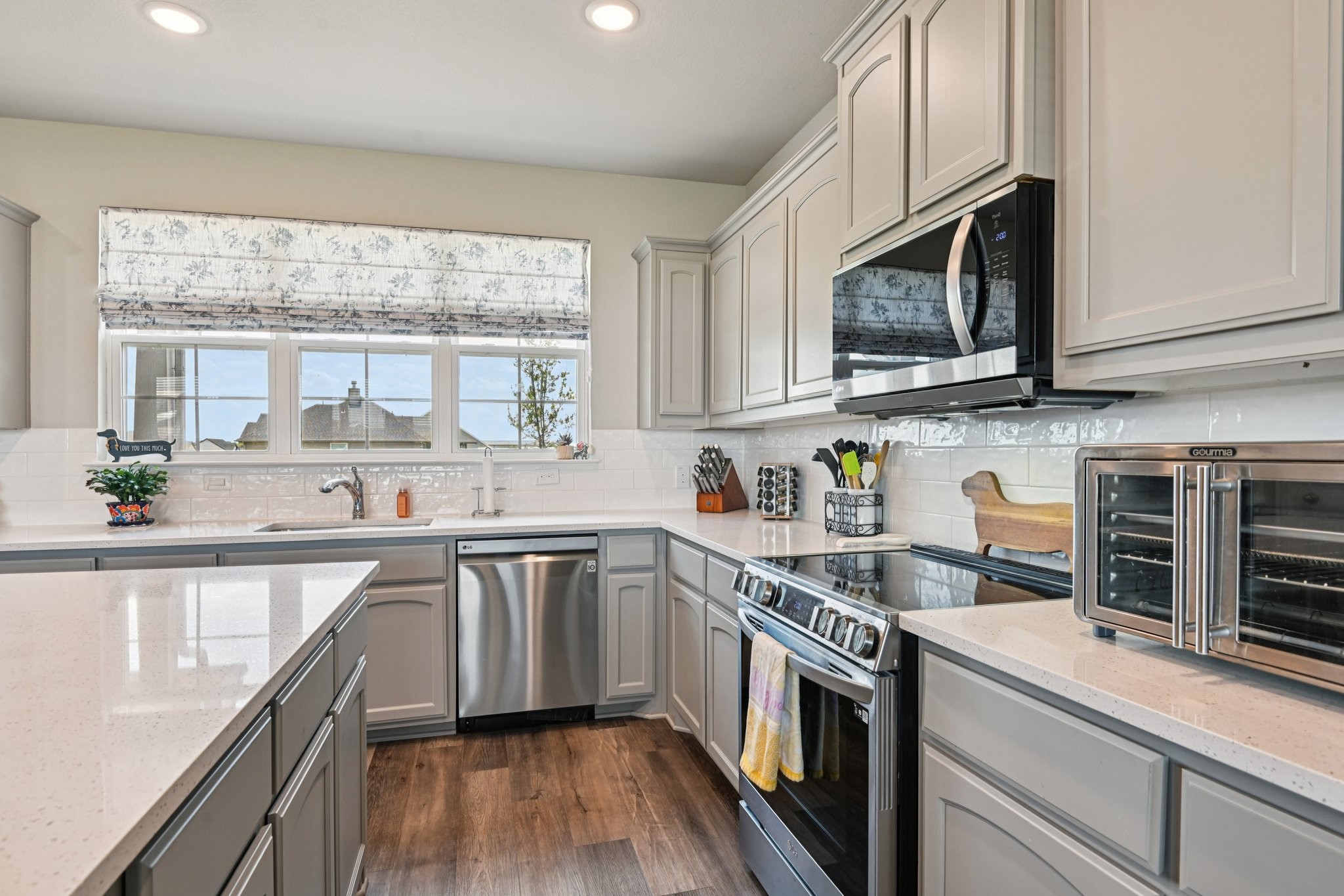 2505 Southern Oak Trail