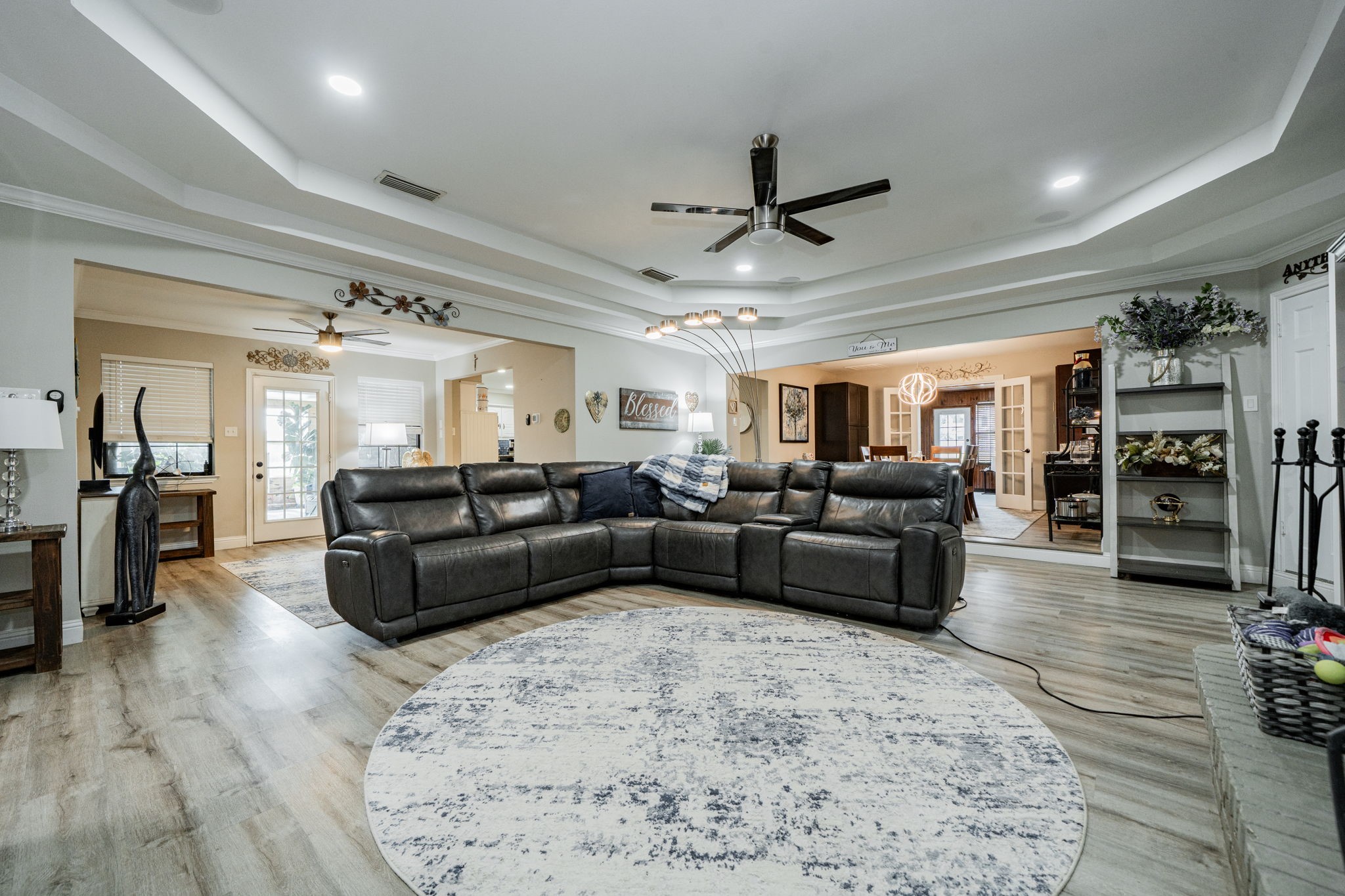 434 E Bluff Road