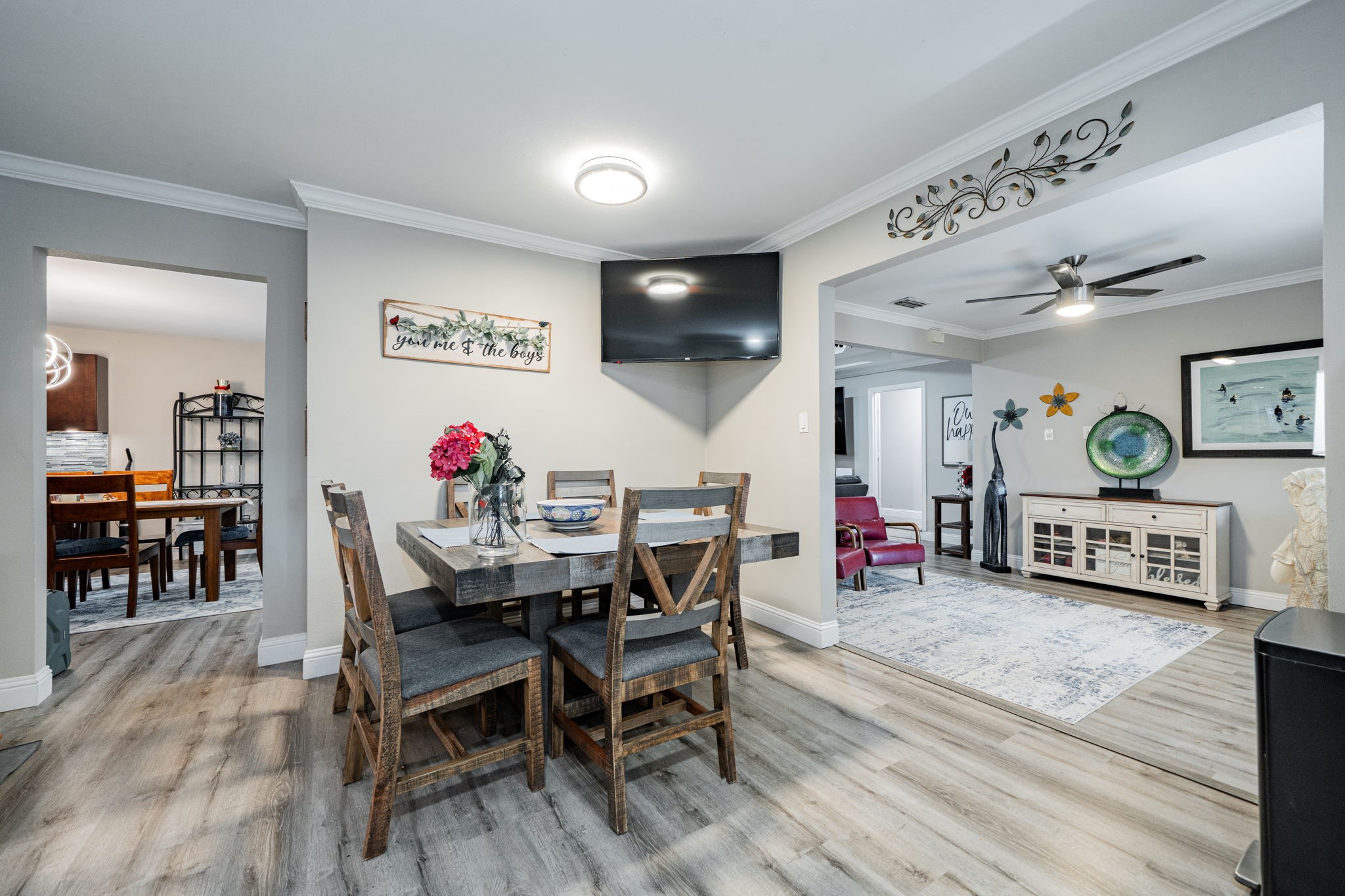 434 E Bluff Road