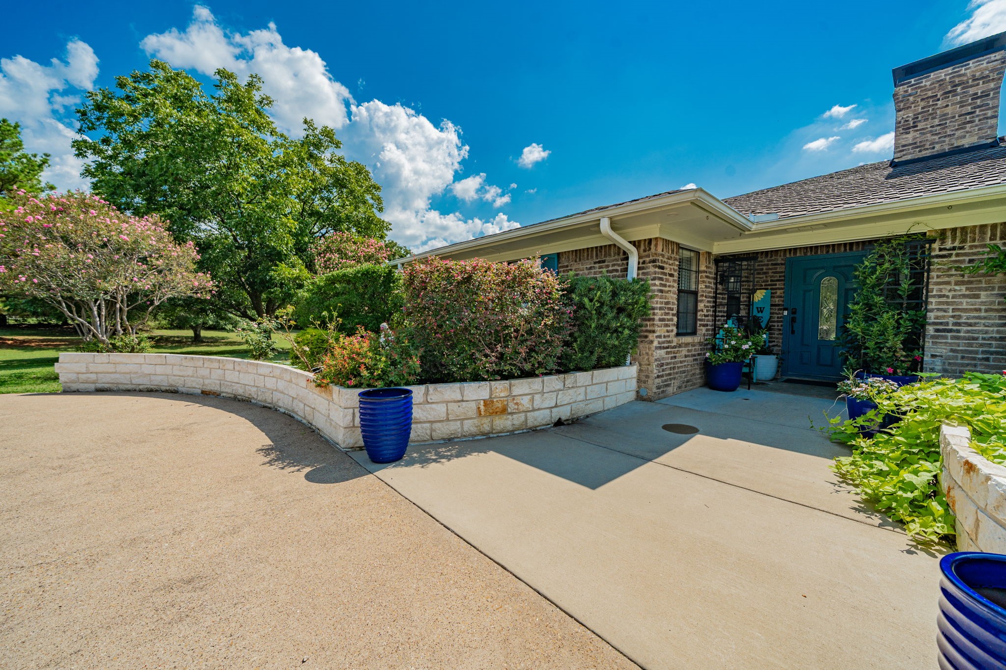434 E Bluff Road