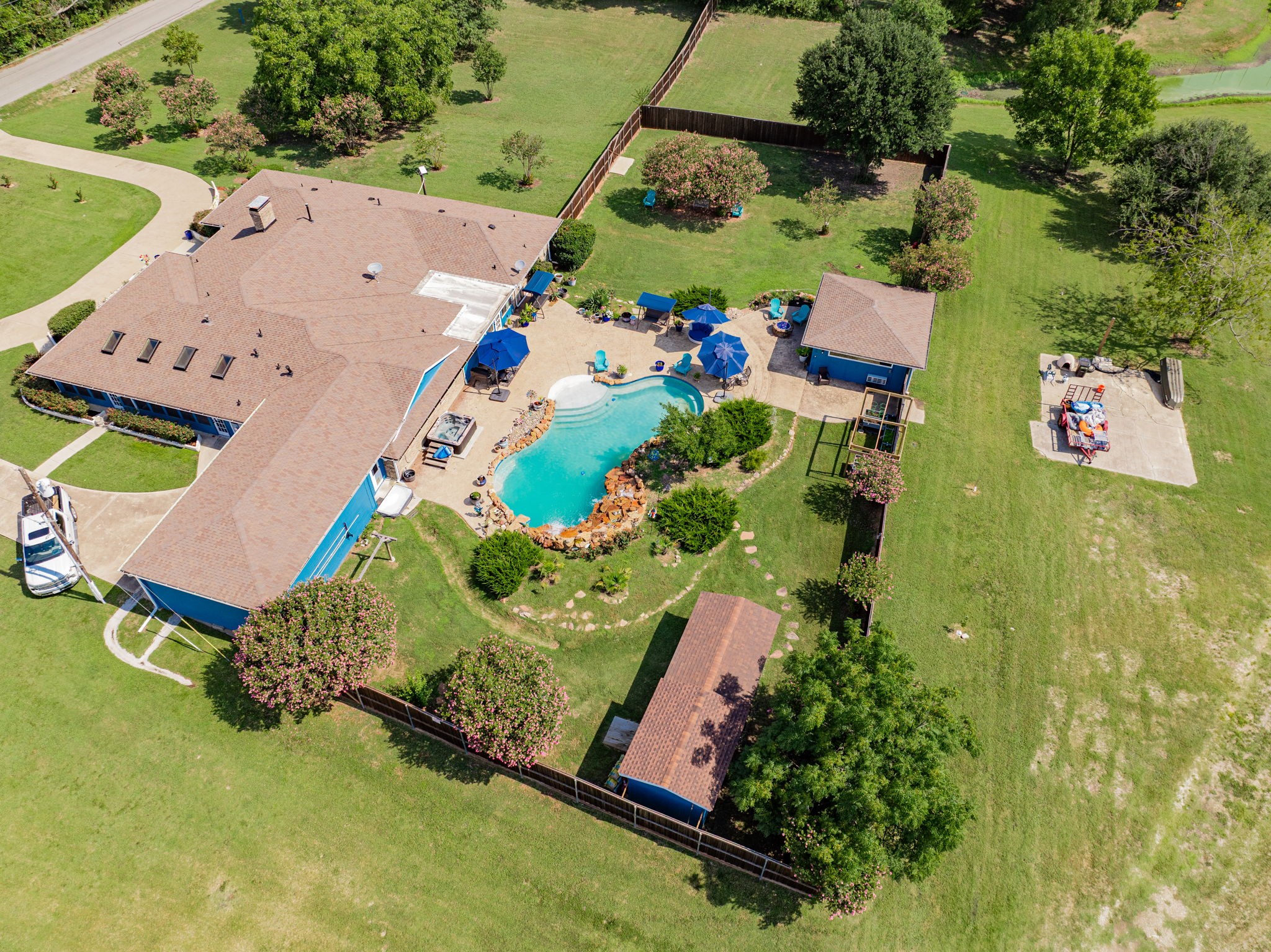 434 E Bluff Road