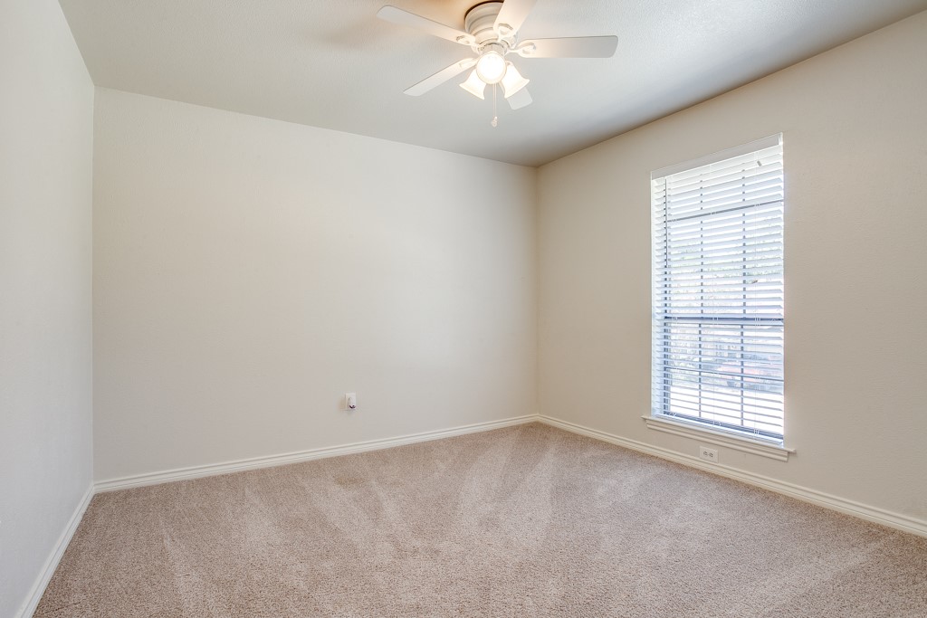 5807 Yacht Club Drive