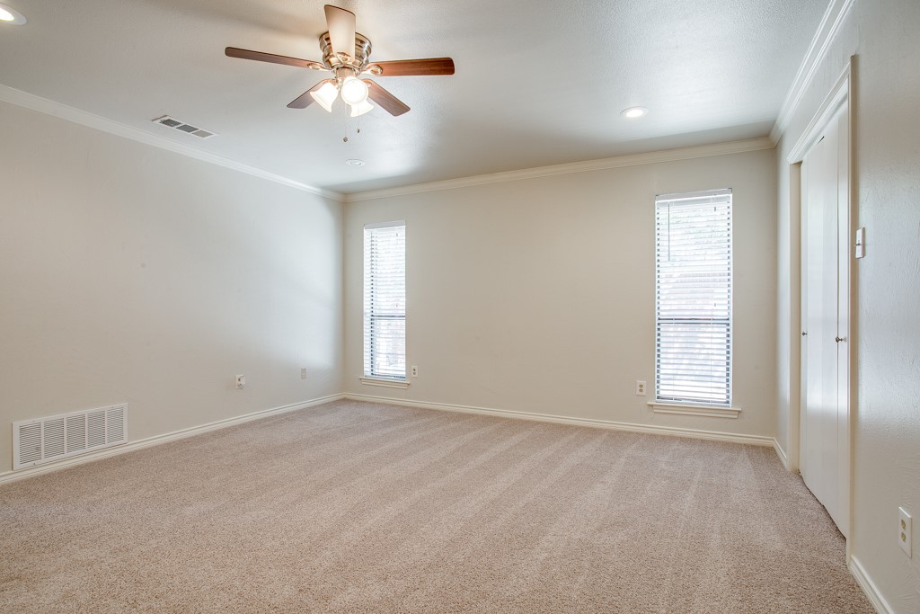 5807 Yacht Club Drive