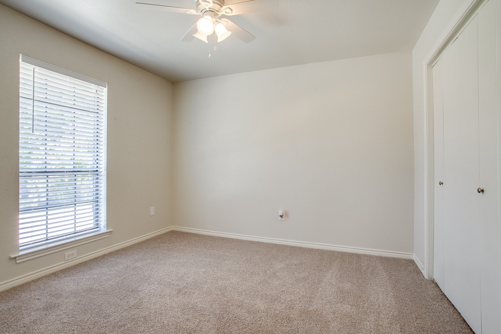 5807 Yacht Club Drive