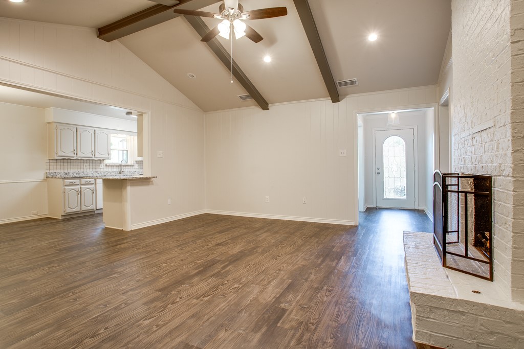 5807 Yacht Club Drive