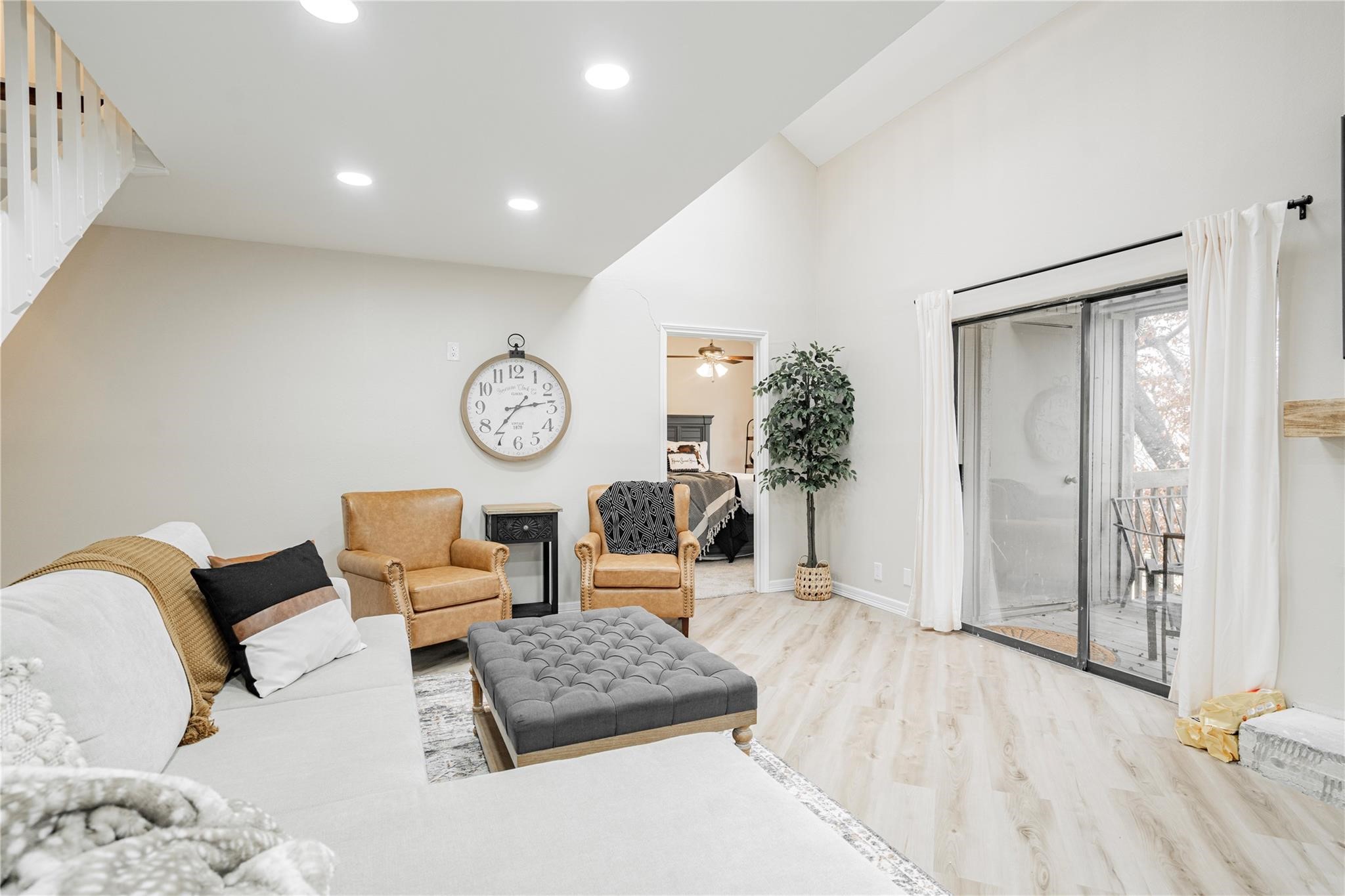 1124 Signal Ridge Place