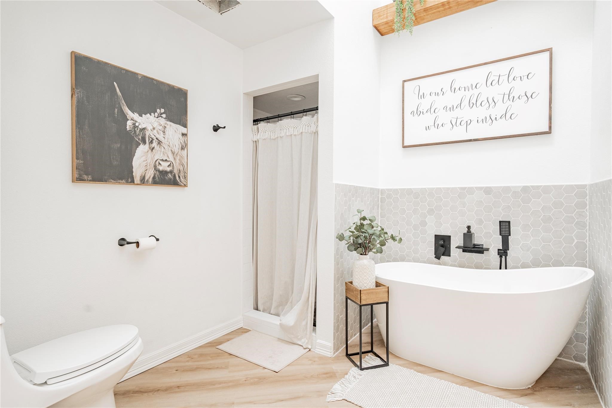 1124 Signal Ridge Place