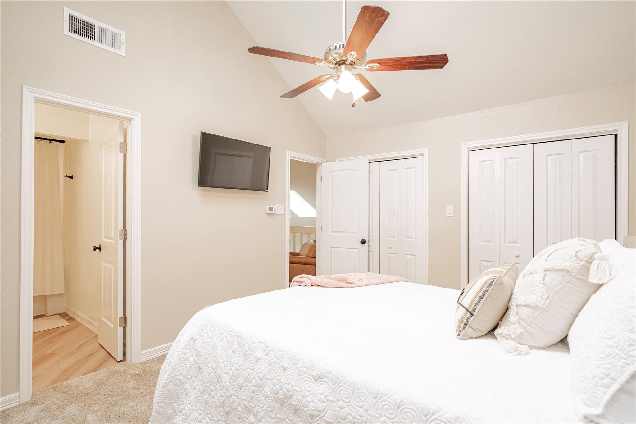 1124 Signal Ridge Place