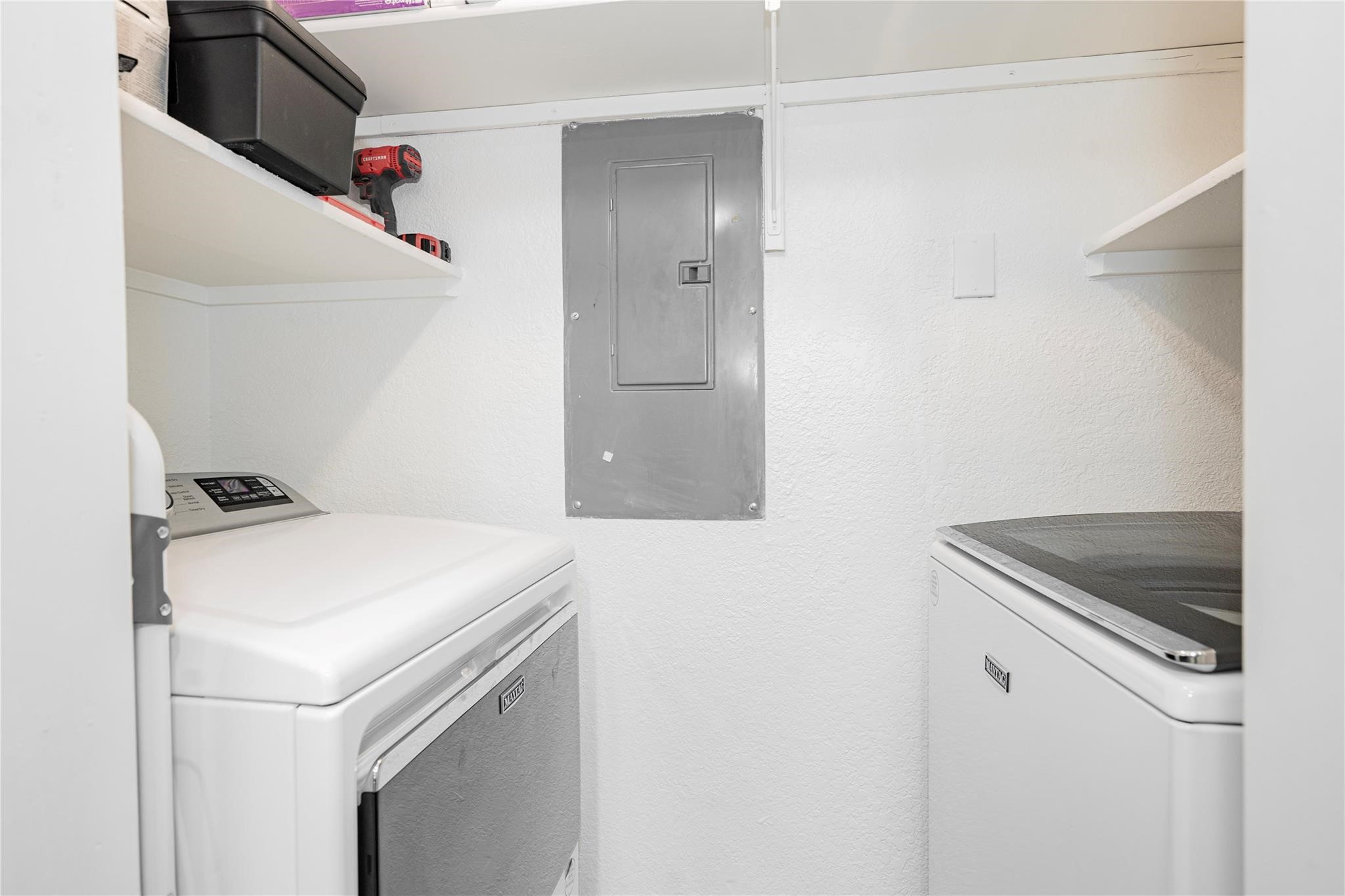 1124 Signal Ridge Place