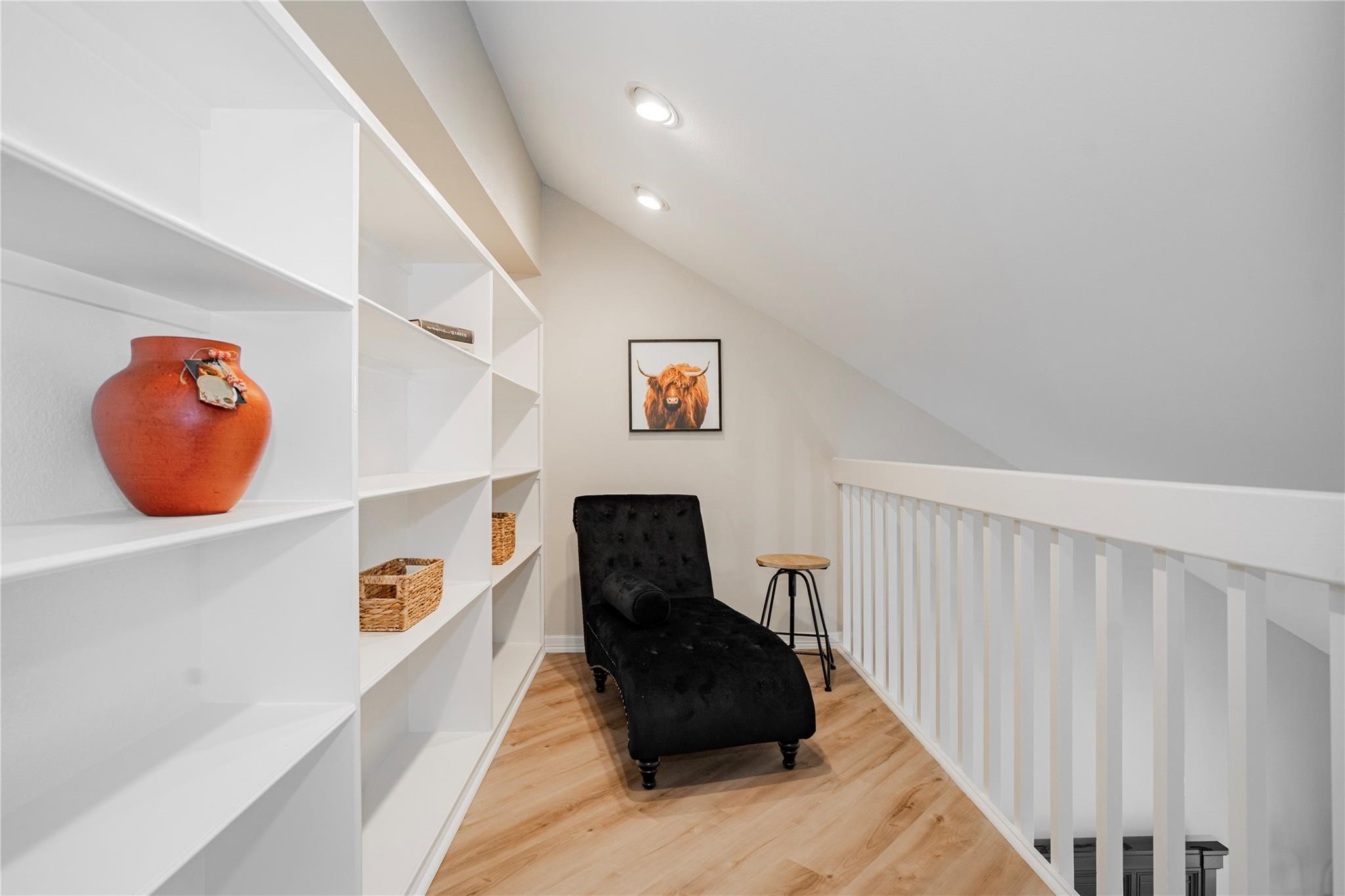 1124 Signal Ridge Place